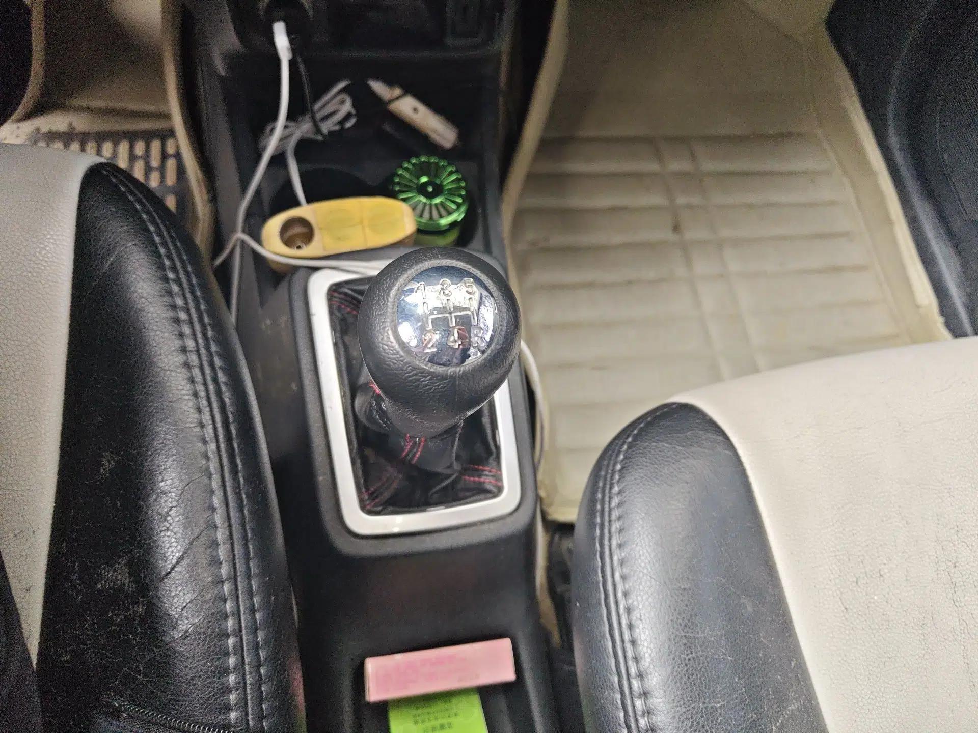 CHANGAN OSHAN Olisway 2013 1.4L Manual Jingyue Model — миниатюра 15