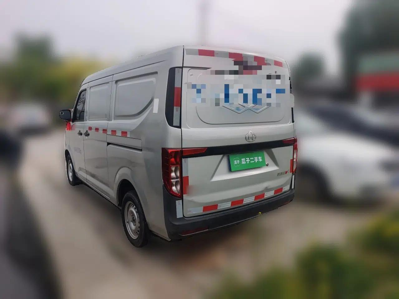 CHANGAN KUAYUE Xing V3 2023 1.5L Gasoline Standard Edition 2-Seat Van — миниатюра 4
