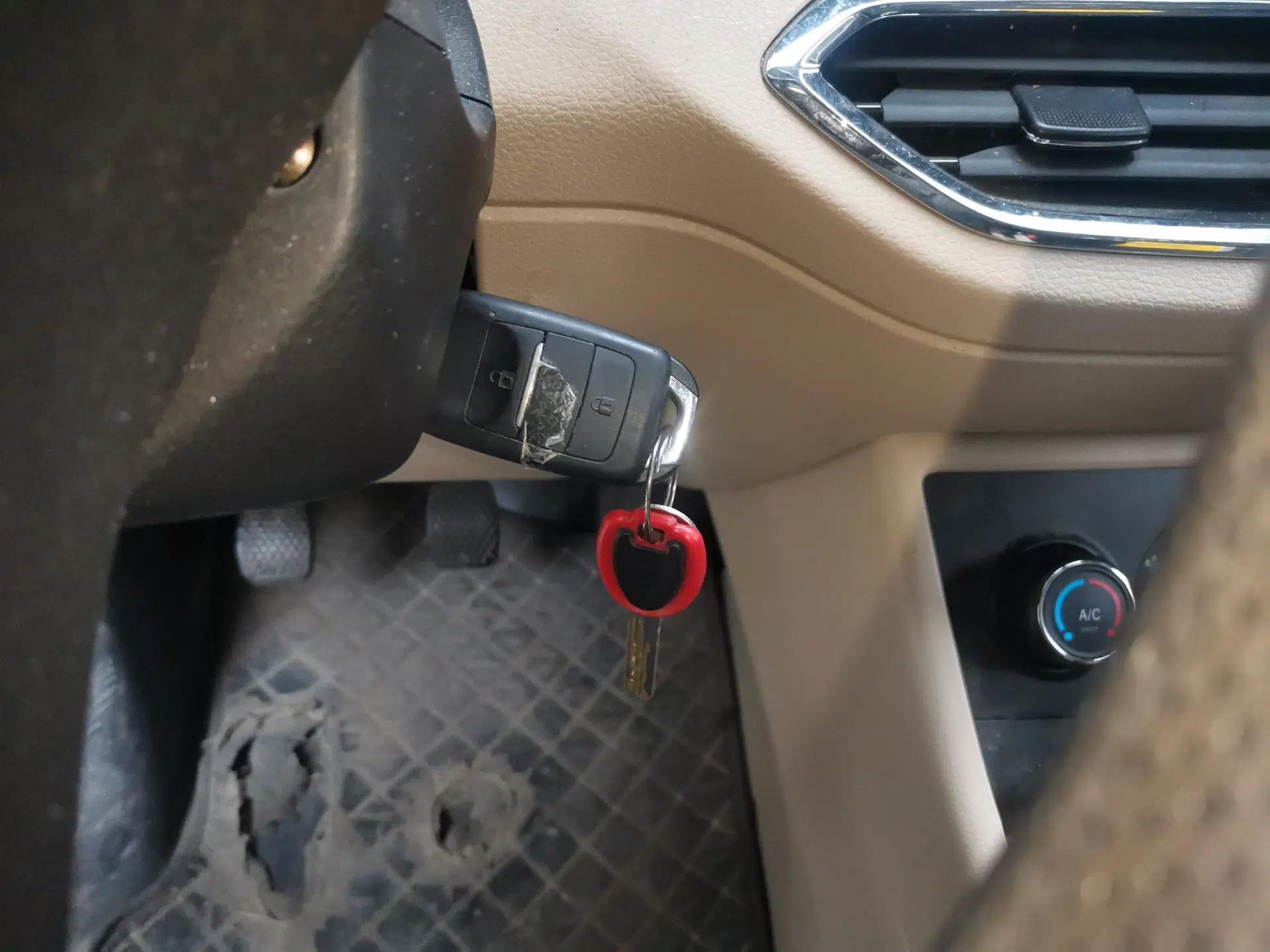 CHANGAN KUAYUE Xing V5 2021 1.6L Jinbao Edition Luxury Version DAM16KR — миниатюра 9