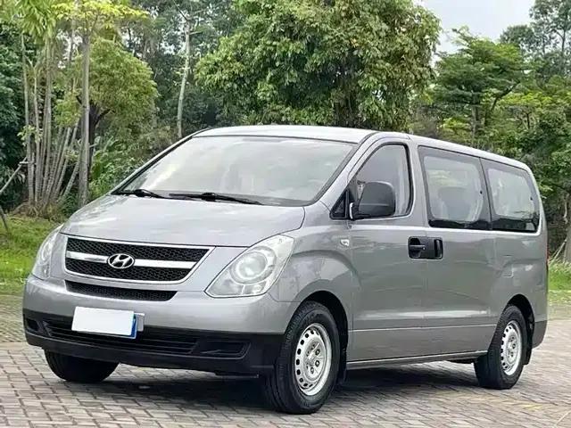 H-1 Huiyi 2011 Model 2.4L Comfort Edition