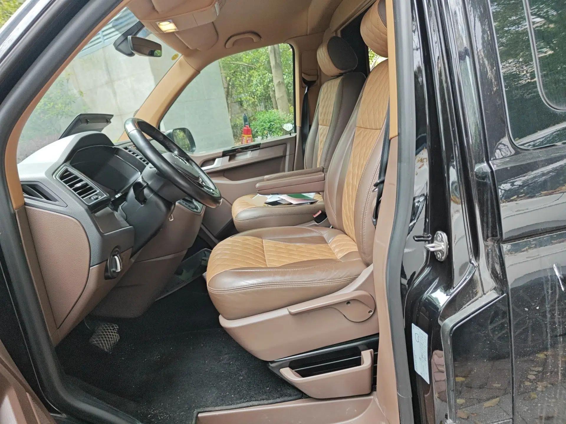 Volkswagen Caravelle 2017 2.0 TSI 4x4 Luxury Edition 7-Seater — миниатюра 16