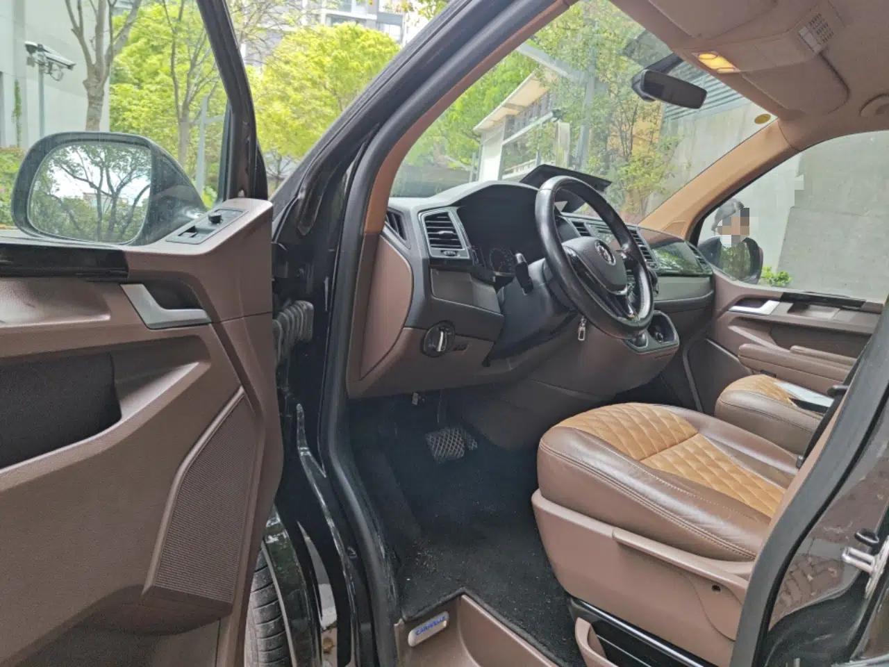 Volkswagen Caravelle 2017 2.0 TSI 4x4 Luxury Edition 7-Seater — миниатюра 17