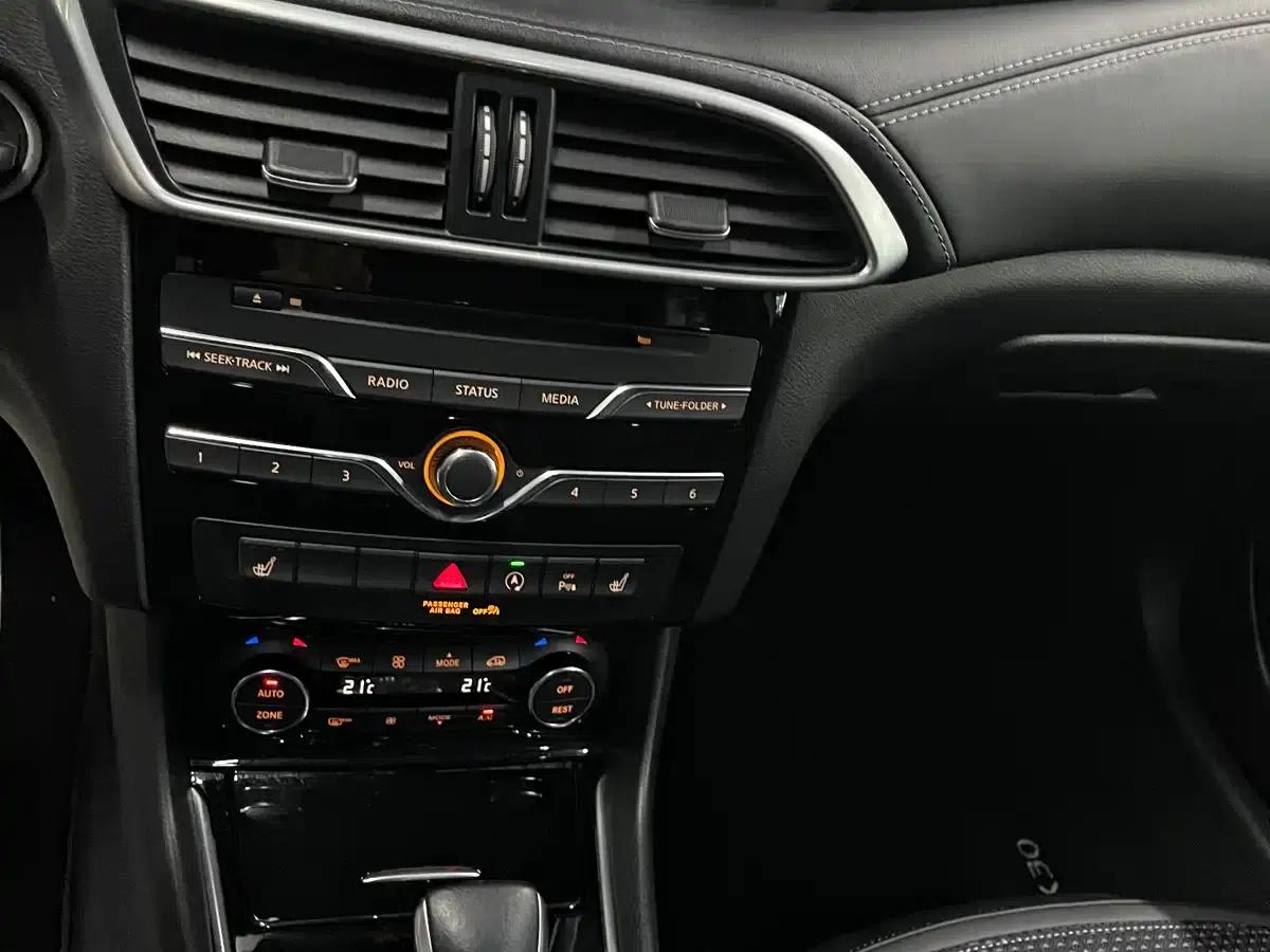 Infiniti QX30 2017 1.6T 2WD Sport Edition — миниатюра 15