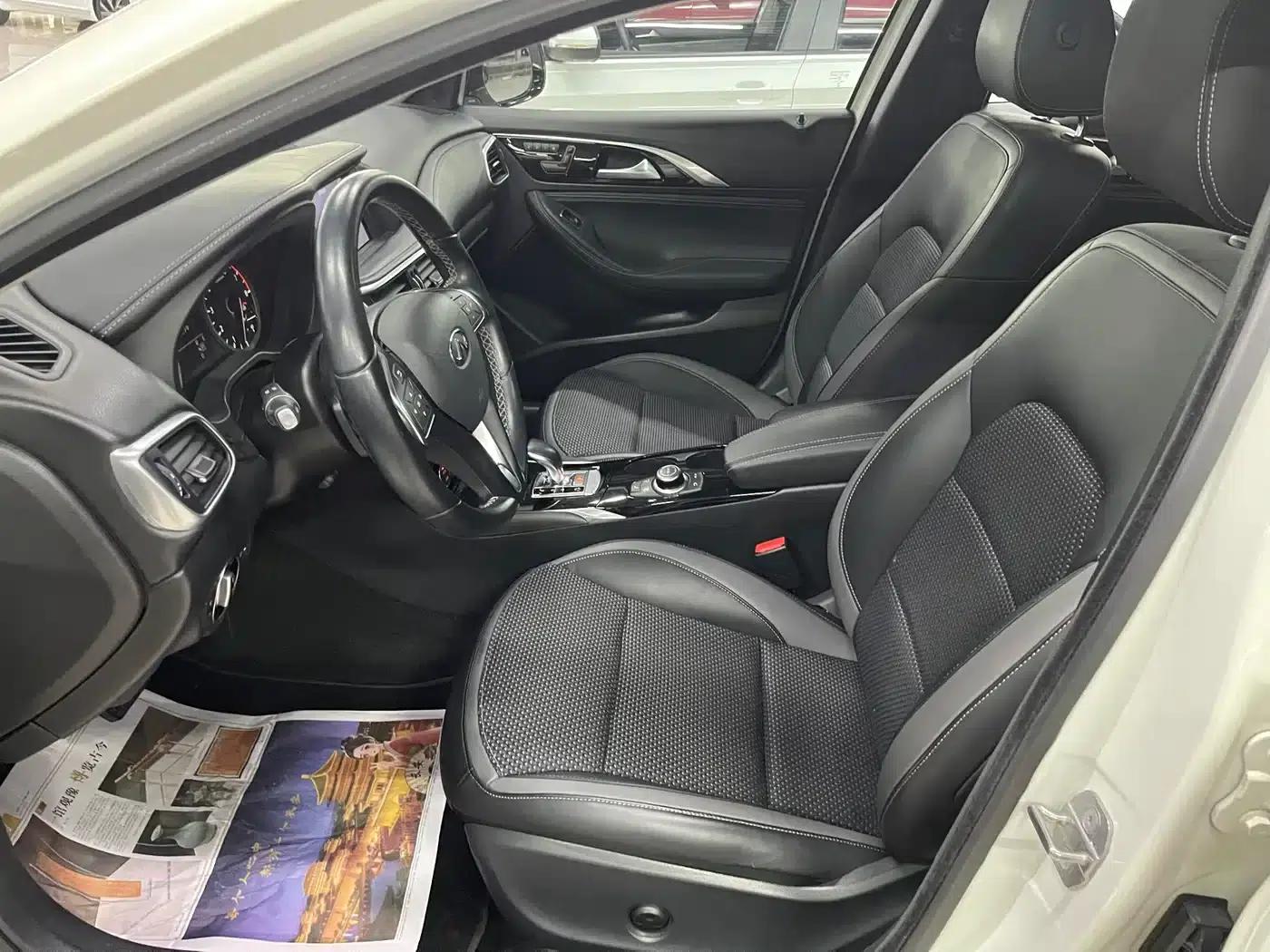 Infiniti QX30 2017 1.6T 2WD Sport Edition — миниатюра 7