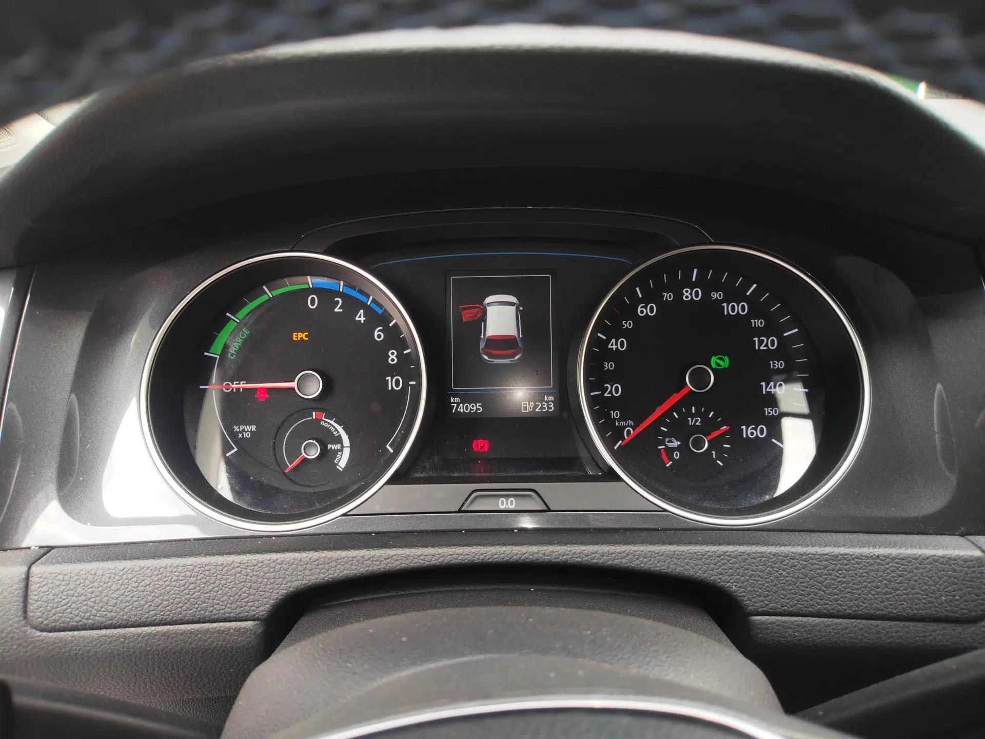Volkswagen Golf Pure Electric 2020 Chariot Pro — миниатюра 12