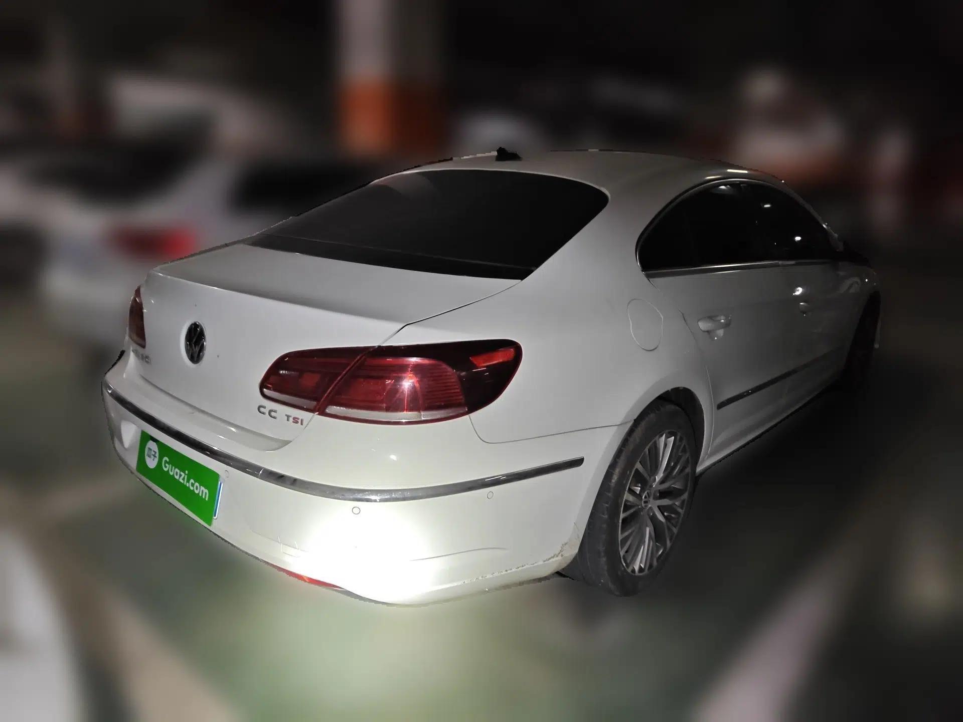 Volkswagen CC 2015 1.8TSI Luxury Model — миниатюра 6