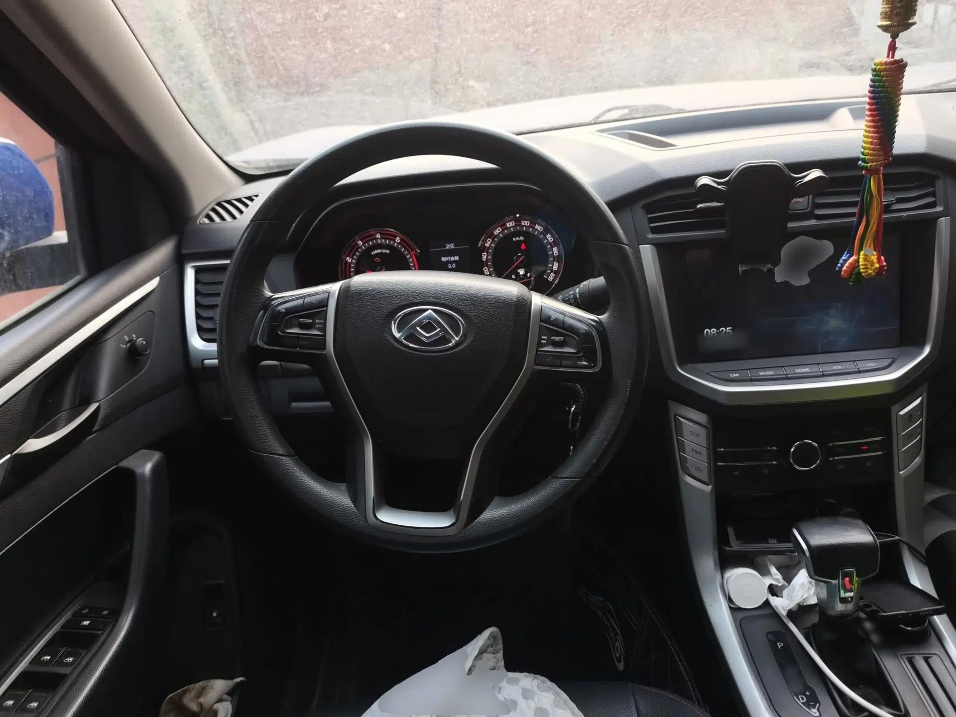 SAIC MAXUS T60 2017 2.0T Gasoline Automatic 4x4 High-Ride Elite Standard Cabin — миниатюра 11