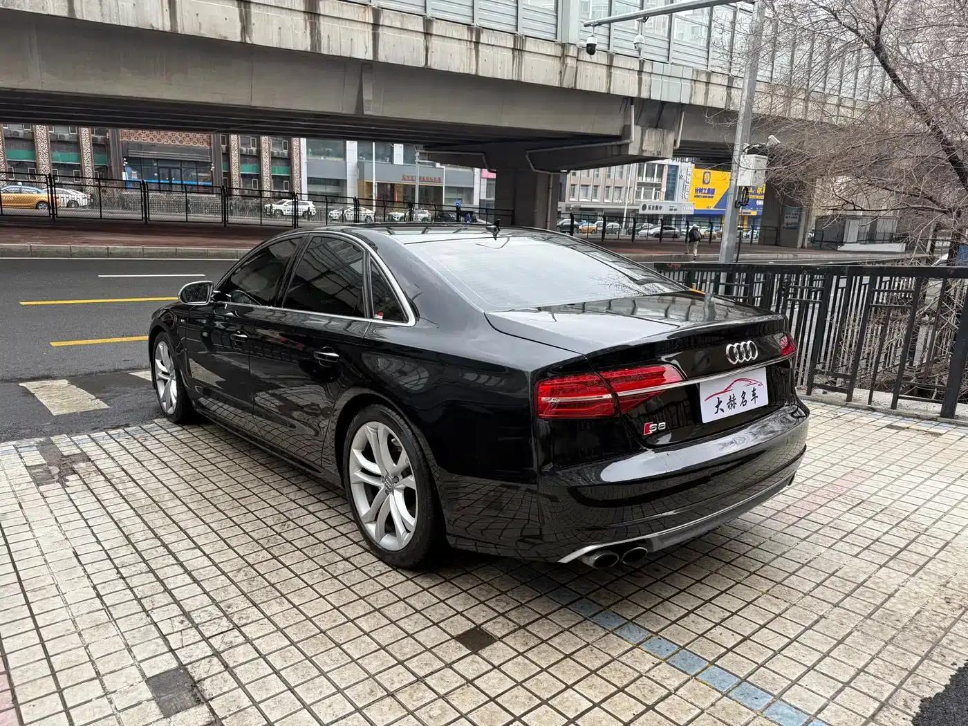 2013 Audi S8 4.0TFSI quattro — миниатюра 4