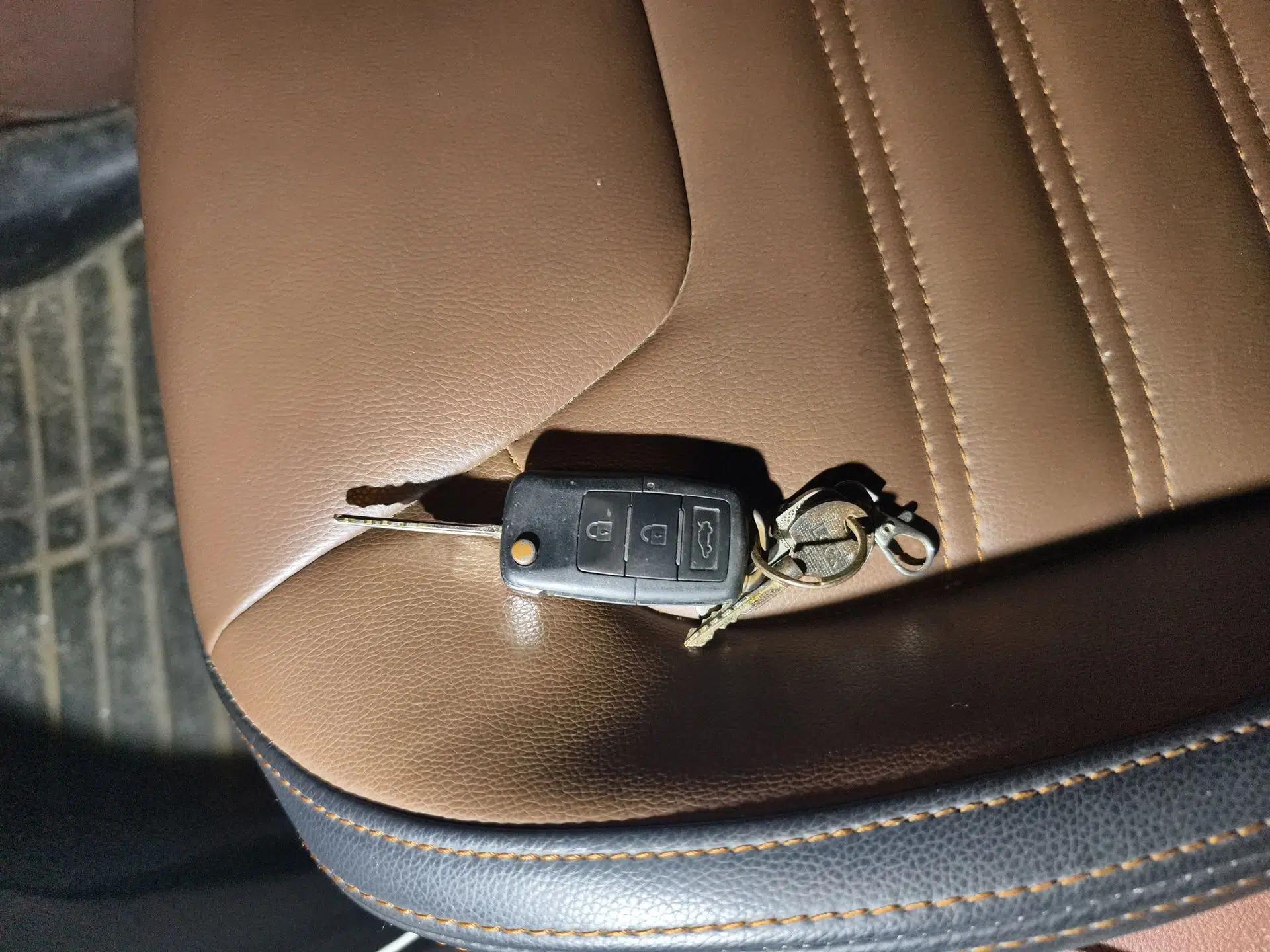 FORTHING SX6 2016 1.6L Manual Luxury Model — миниатюра 9