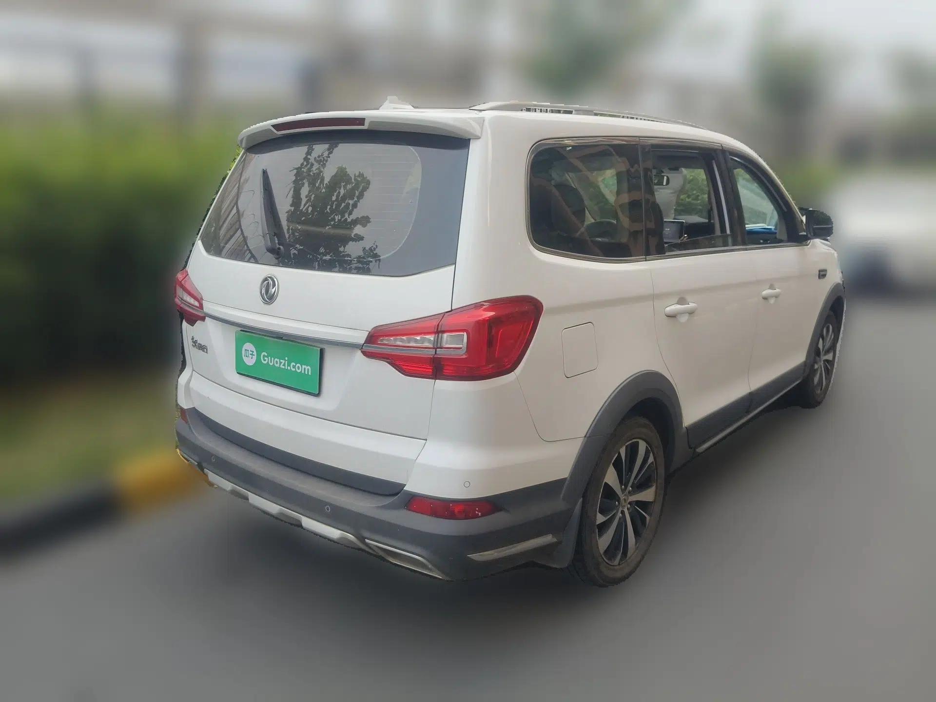 FORTHING Joyear X6 2017 Jingxiang Series 1.5T CVT Luxury Model — миниатюра 6