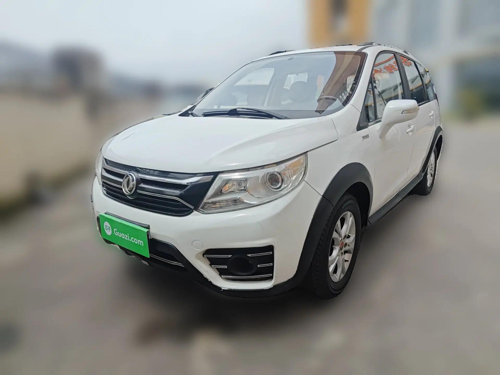 FORTHING Joyear XV 2015 1.6L CVT Luxury Model — миниатюра 1