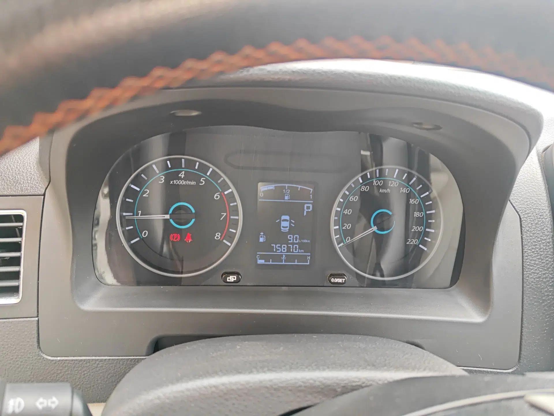 FORTHING Joyear XV 2015 1.6L CVT Luxury Model — миниатюра 12
