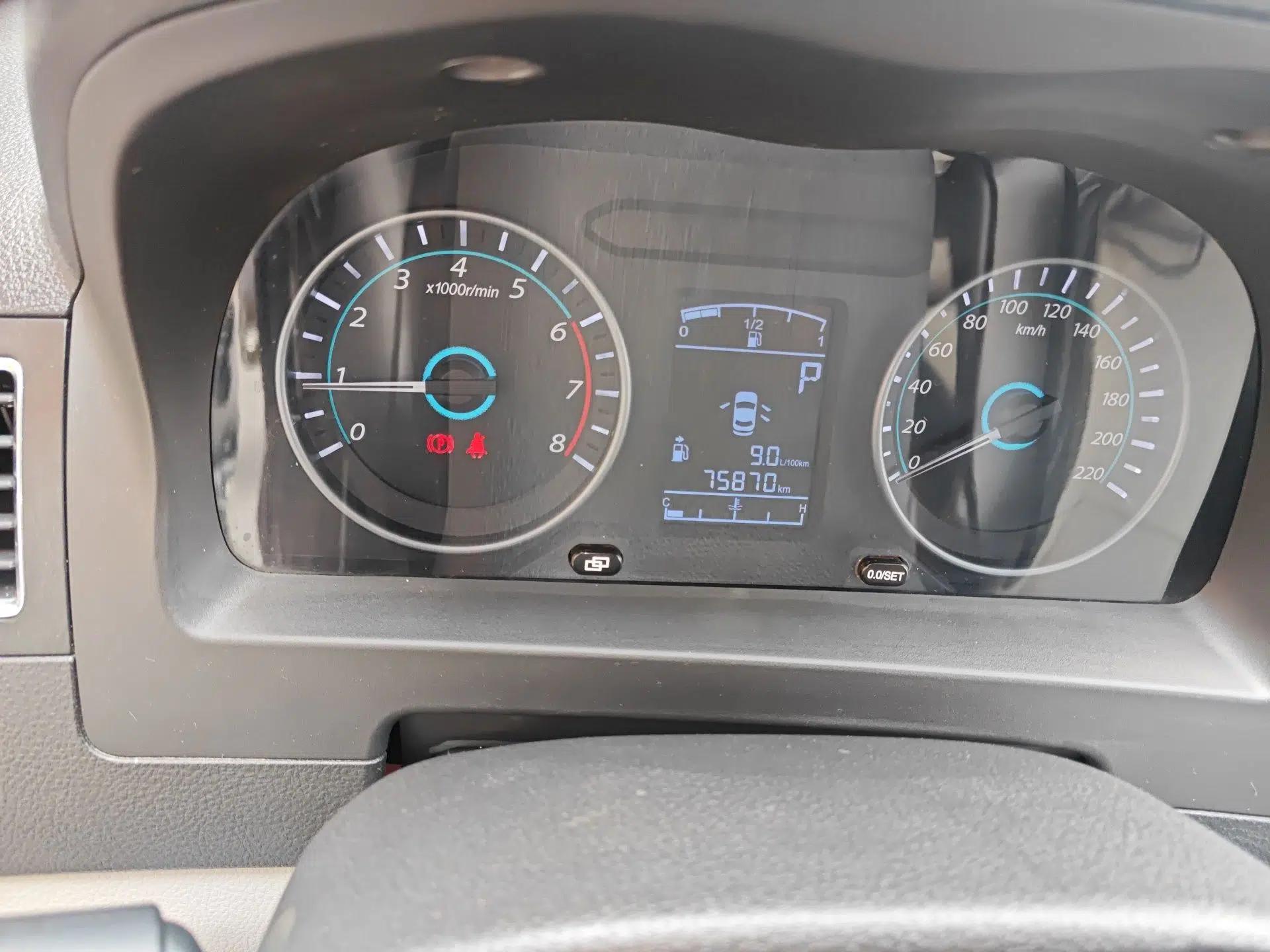 FORTHING Joyear XV 2015 1.6L CVT Luxury Model — миниатюра 13