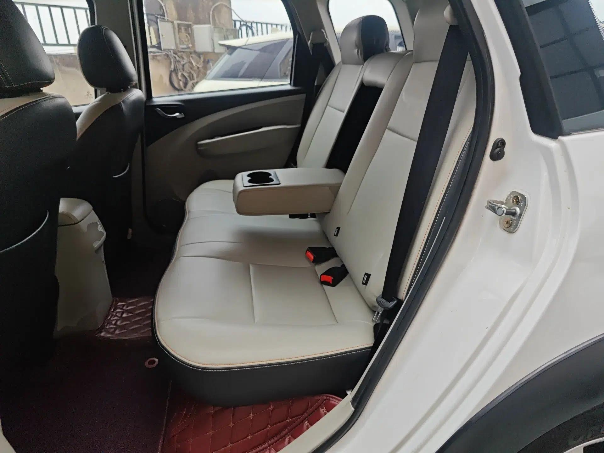 FORTHING Joyear XV 2015 1.6L CVT Luxury Model — миниатюра 18
