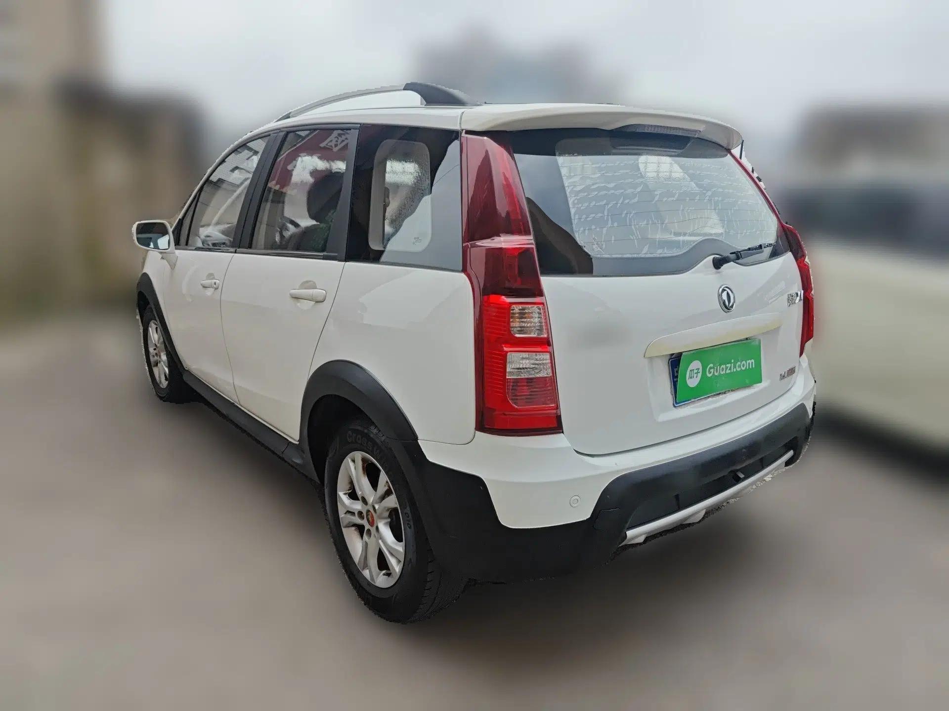 FORTHING Joyear XV 2015 1.6L CVT Luxury Model — миниатюра 4