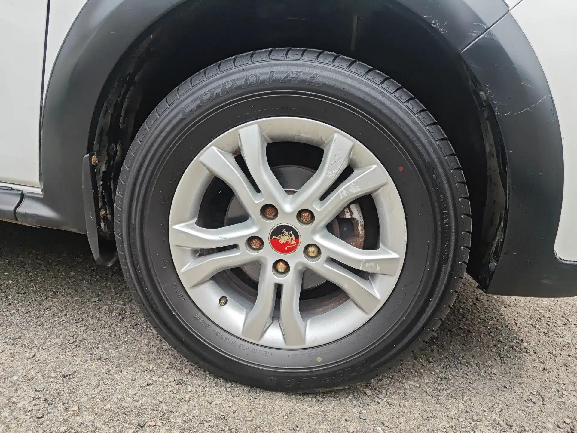 FORTHING Joyear XV 2015 1.6L CVT Luxury Model — миниатюра 8