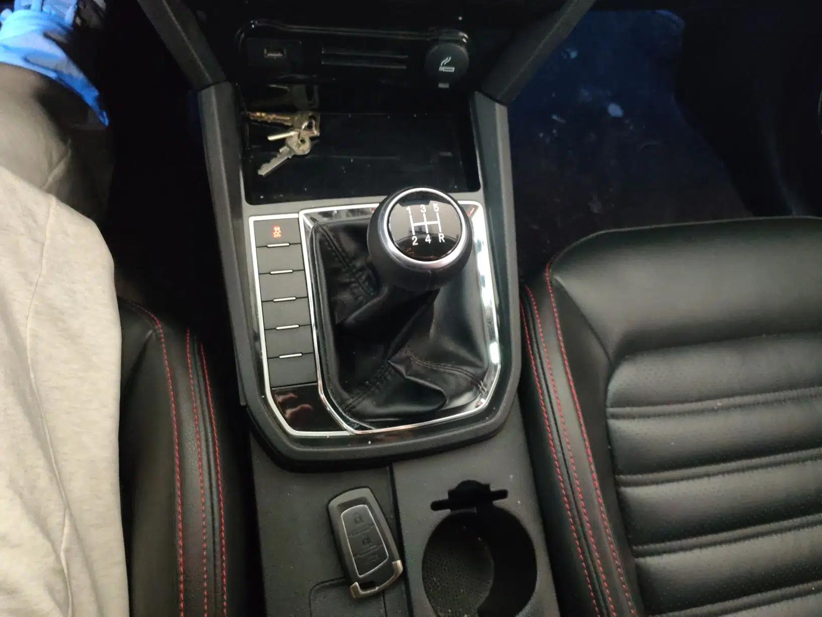 FORTHING Joyear S50 2017 1.5L Manual Luxury Model — миниатюра 17