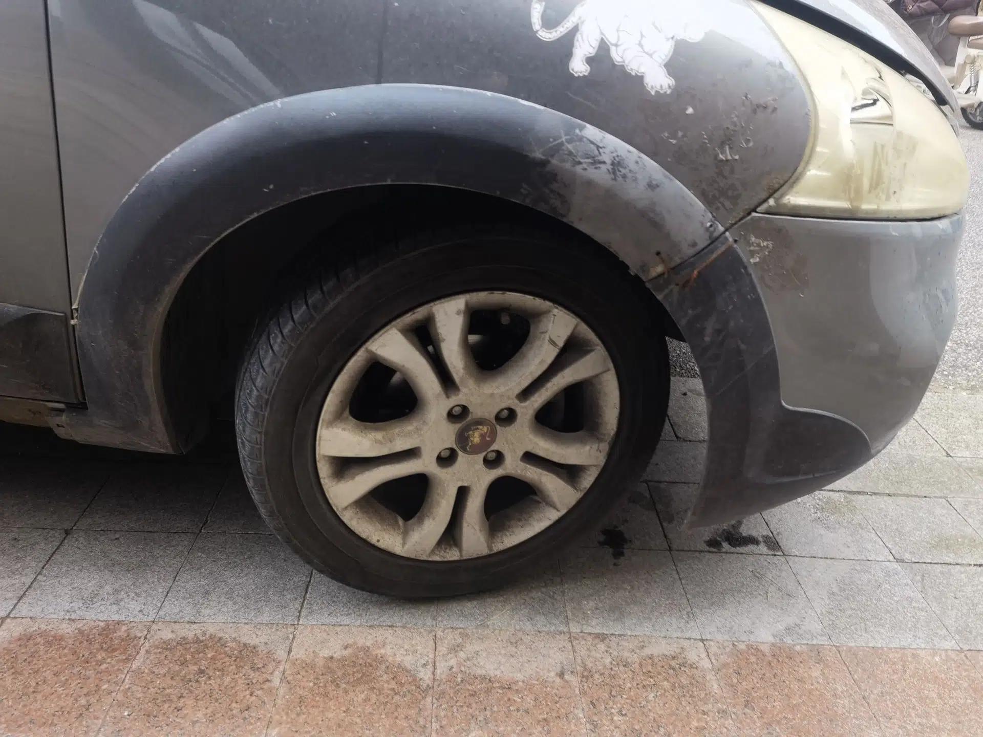 FORTHING Joyear 2012 LV 1.5L Manual Luxury Edition — миниатюра 8