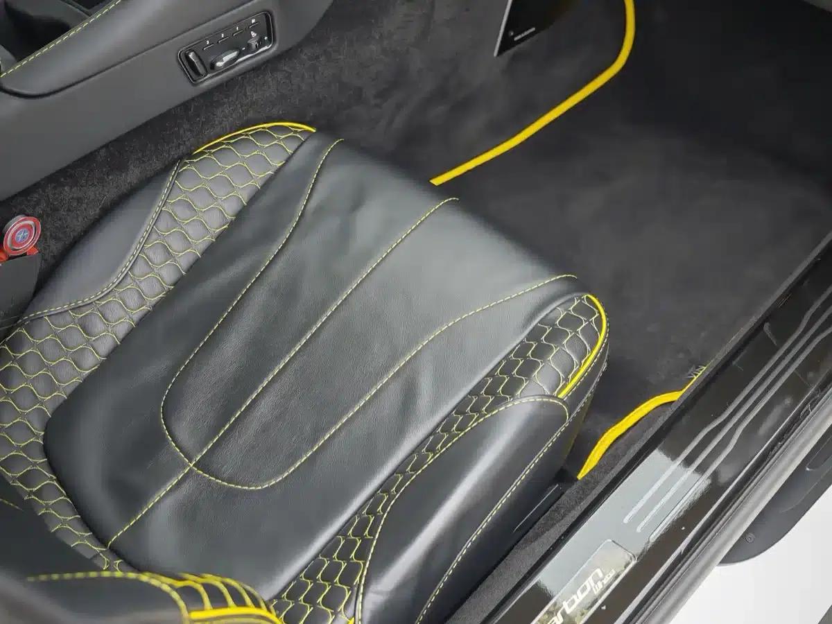 2015 Vanquish 6.0L Standard Model — миниатюра 12