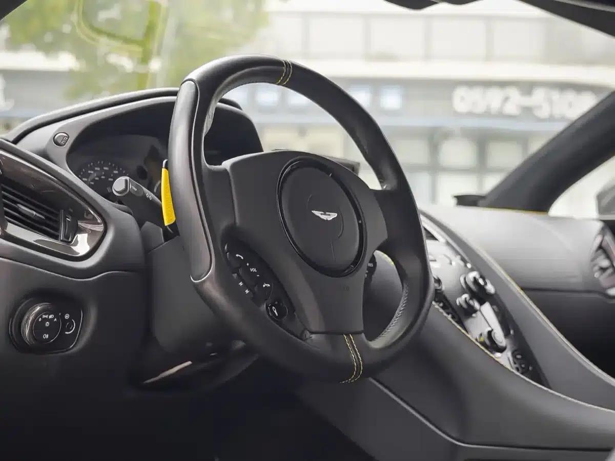 2015 Vanquish 6.0L Standard Model — миниатюра 8