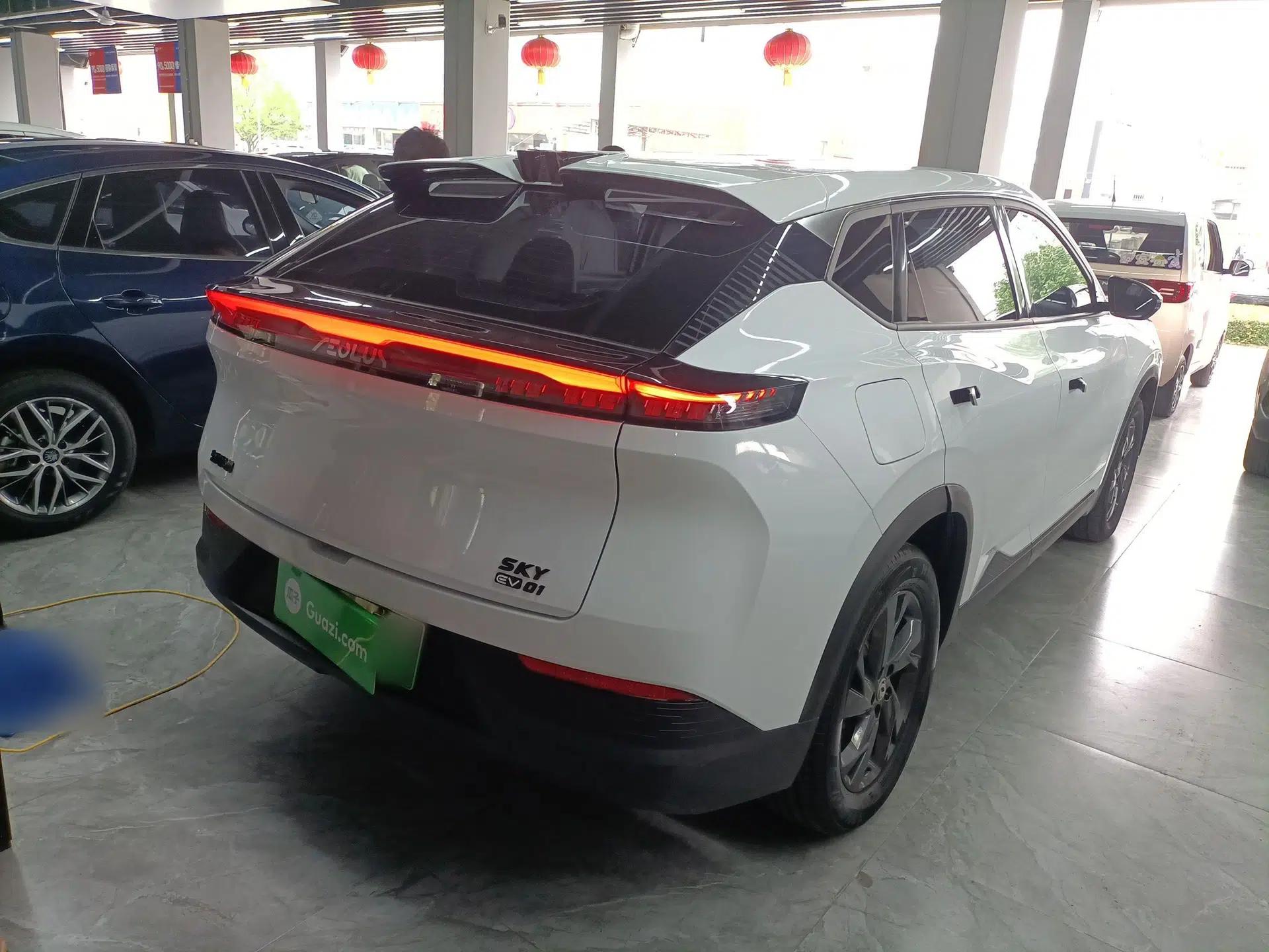 Dongfeng Aeolus SKY EV01 2023 445km PRO — миниатюра 6