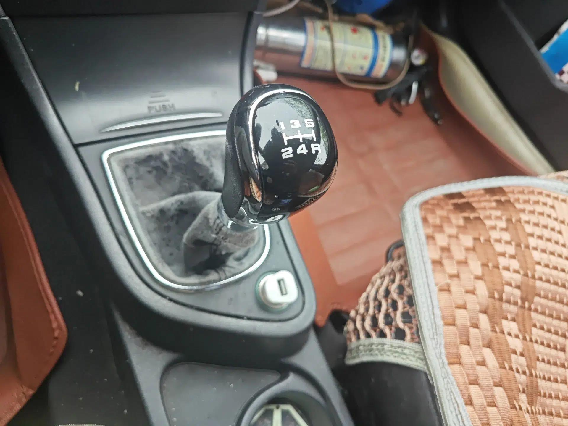 Dongfeng Aeolus H30 2012 CROSS 1.6L Manual Luxury Model — миниатюра 15