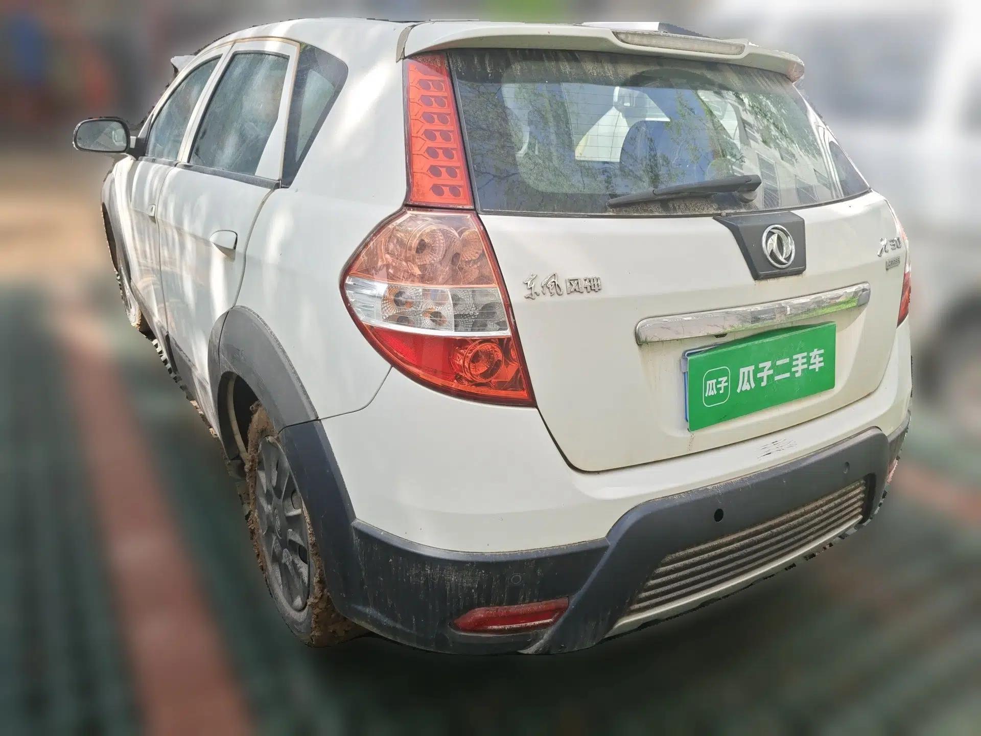 Dongfeng Aeolus H30 2014 CROSS 1.5L Manual Gratitude Edition — миниатюра 4