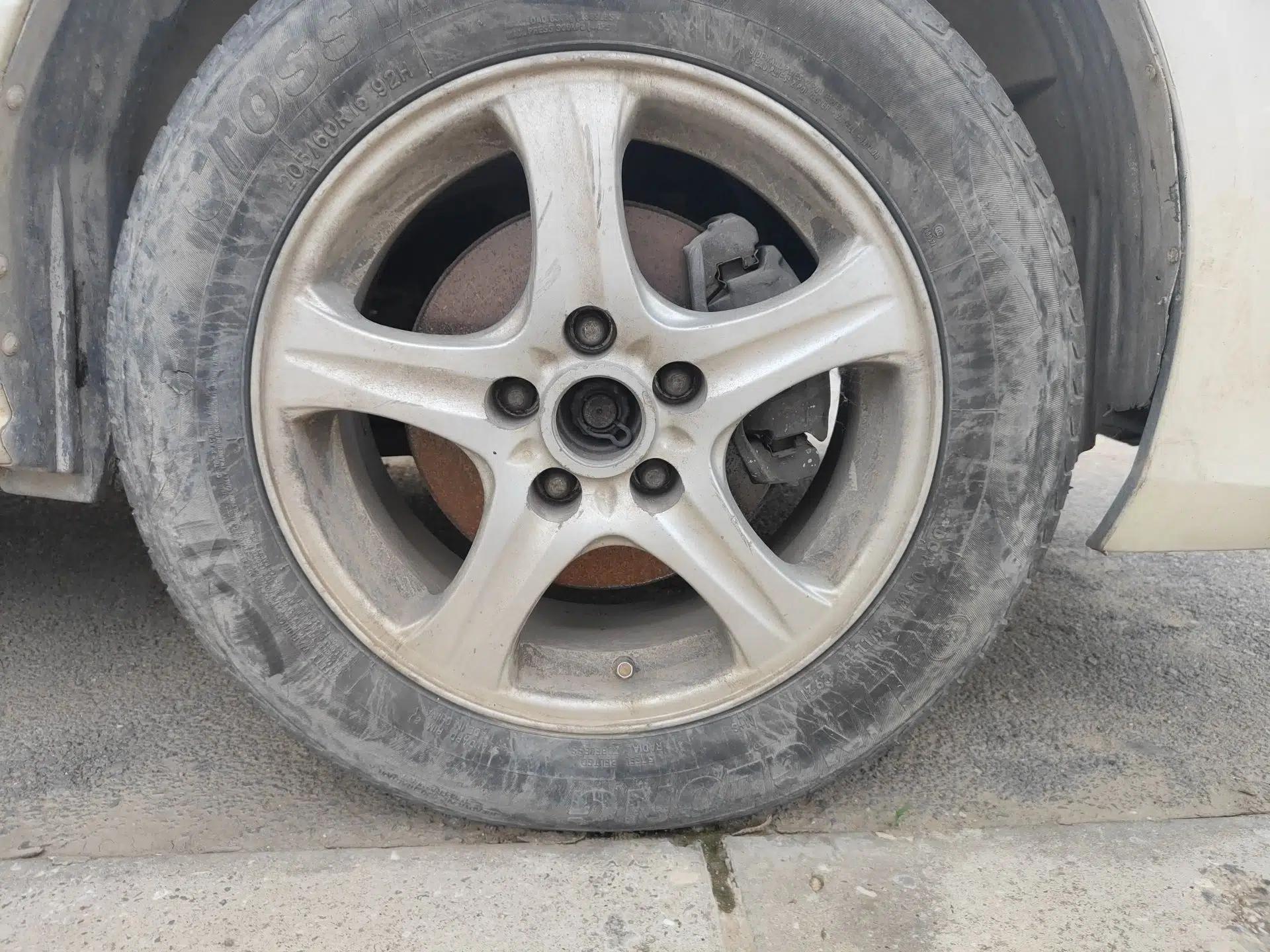 Dongfeng Shuaike 2011 1.6L Manual Comfort 7-Seater — миниатюра 8