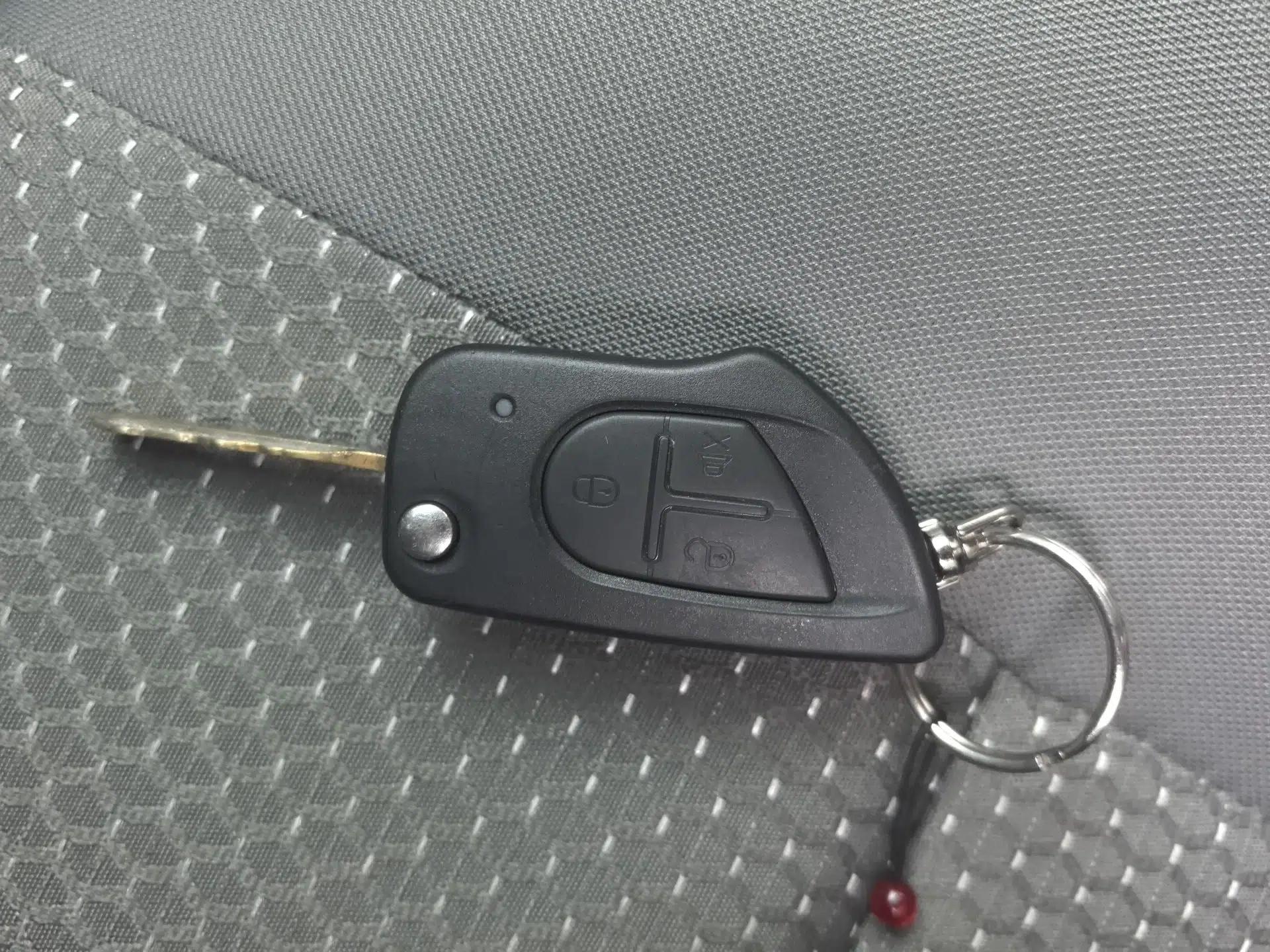 Dongfeng Shuaike 2011 1.6L Manual Commercial 5-Seater — миниатюра 9