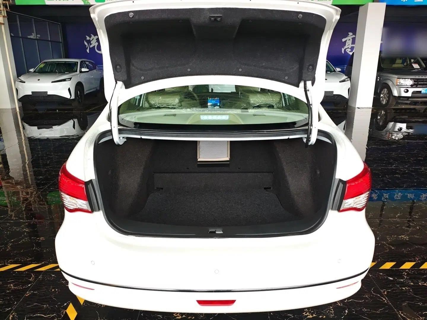 Dongfeng Junfeng E11K 2021 60.43 kWh Battery-Swap Version — миниатюра 22