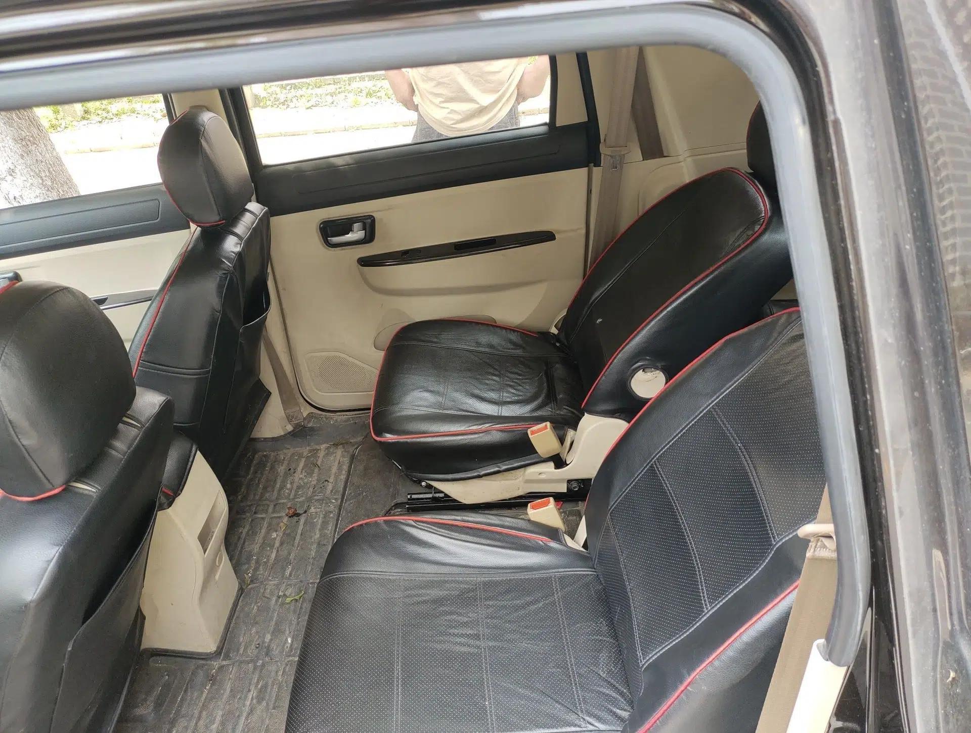 Dongfeng Fengon 370 2016 1.5L Manual Comfort Model 5 Seats — миниатюра 18