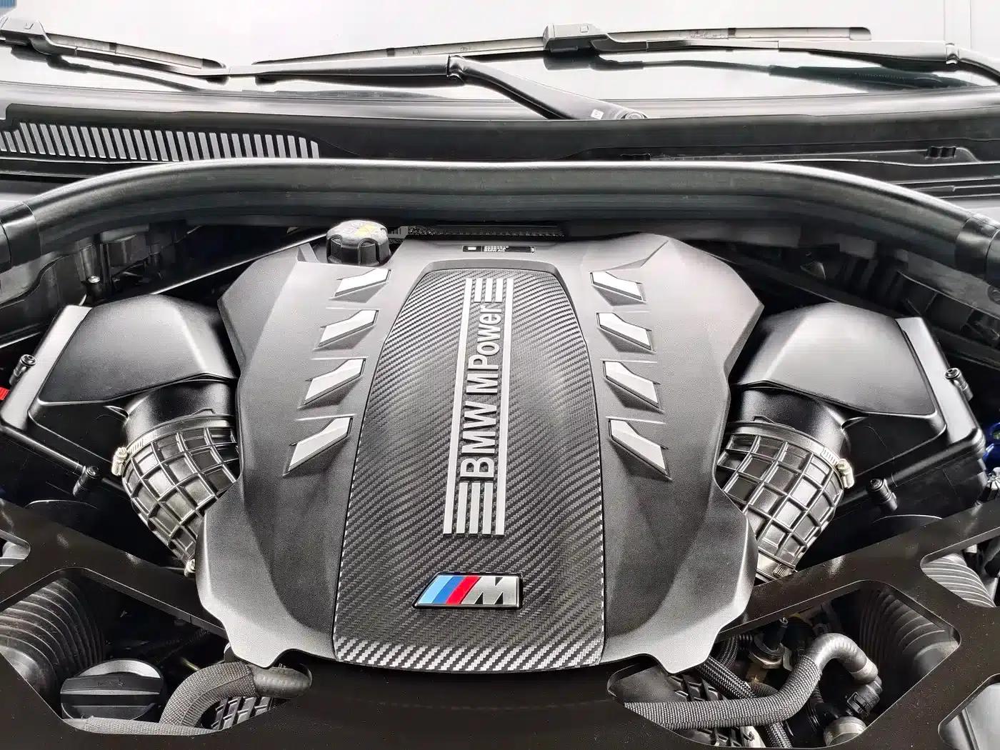 2022 BMW X6 M — миниатюра 24