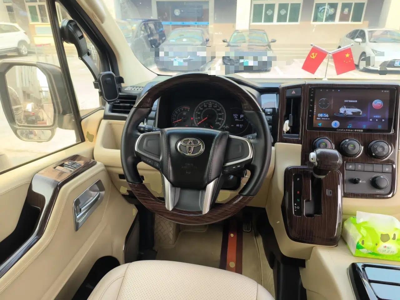 Toyota HIACE  — миниатюра 11