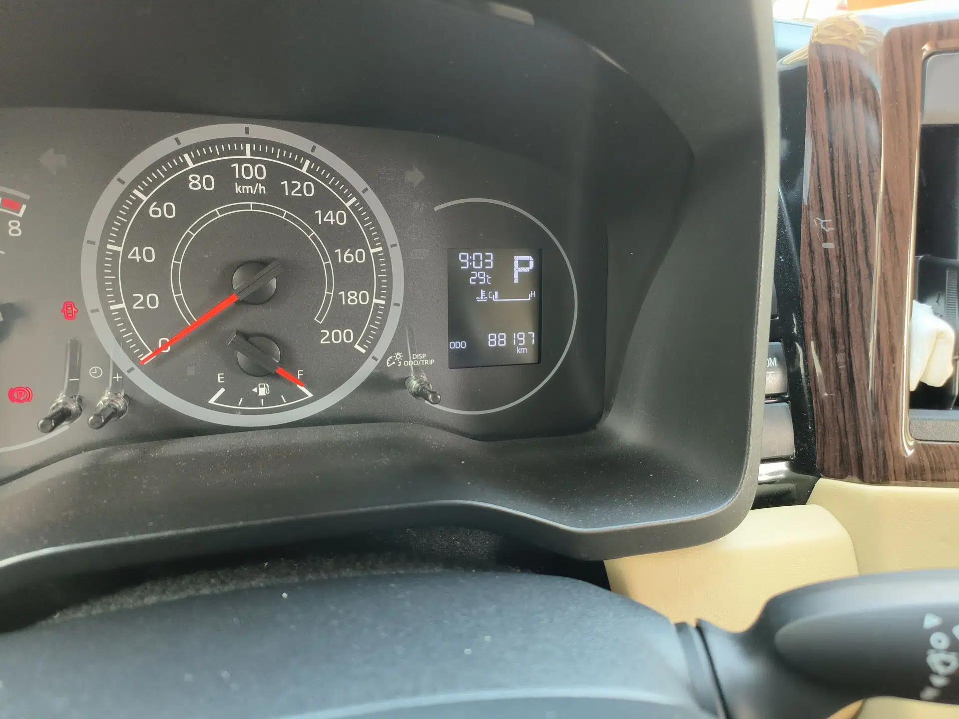 Toyota HIACE  — миниатюра 13