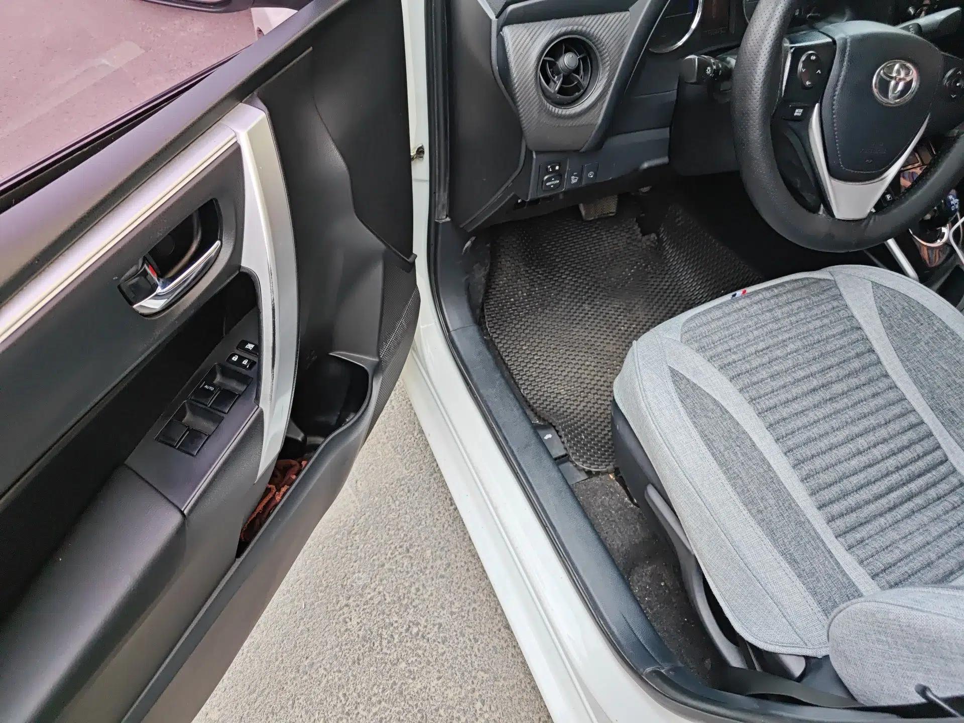 Toyota Levin Hybrid E+ 2019 1.8L PH GS E-CVT Elite Edition — миниатюра 17