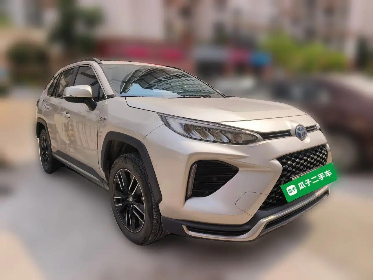 Toyota Wildlander New Energy 2021 High-Performance Edition 2.5L Two-Wheel Drive Powerful Version — миниатюра 3