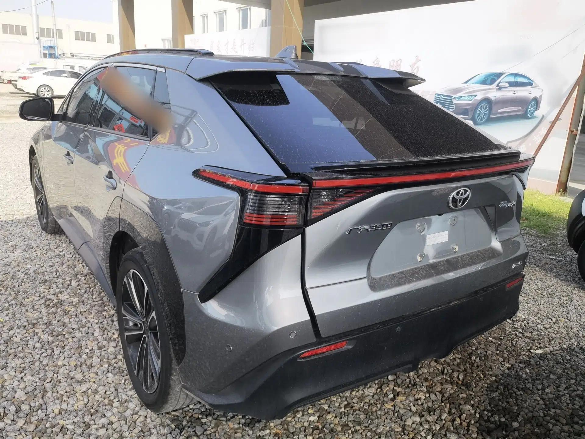 Toyota GAC bZ4X 2022 X-MODE Four-Wheel Drive Ultra — миниатюра 4