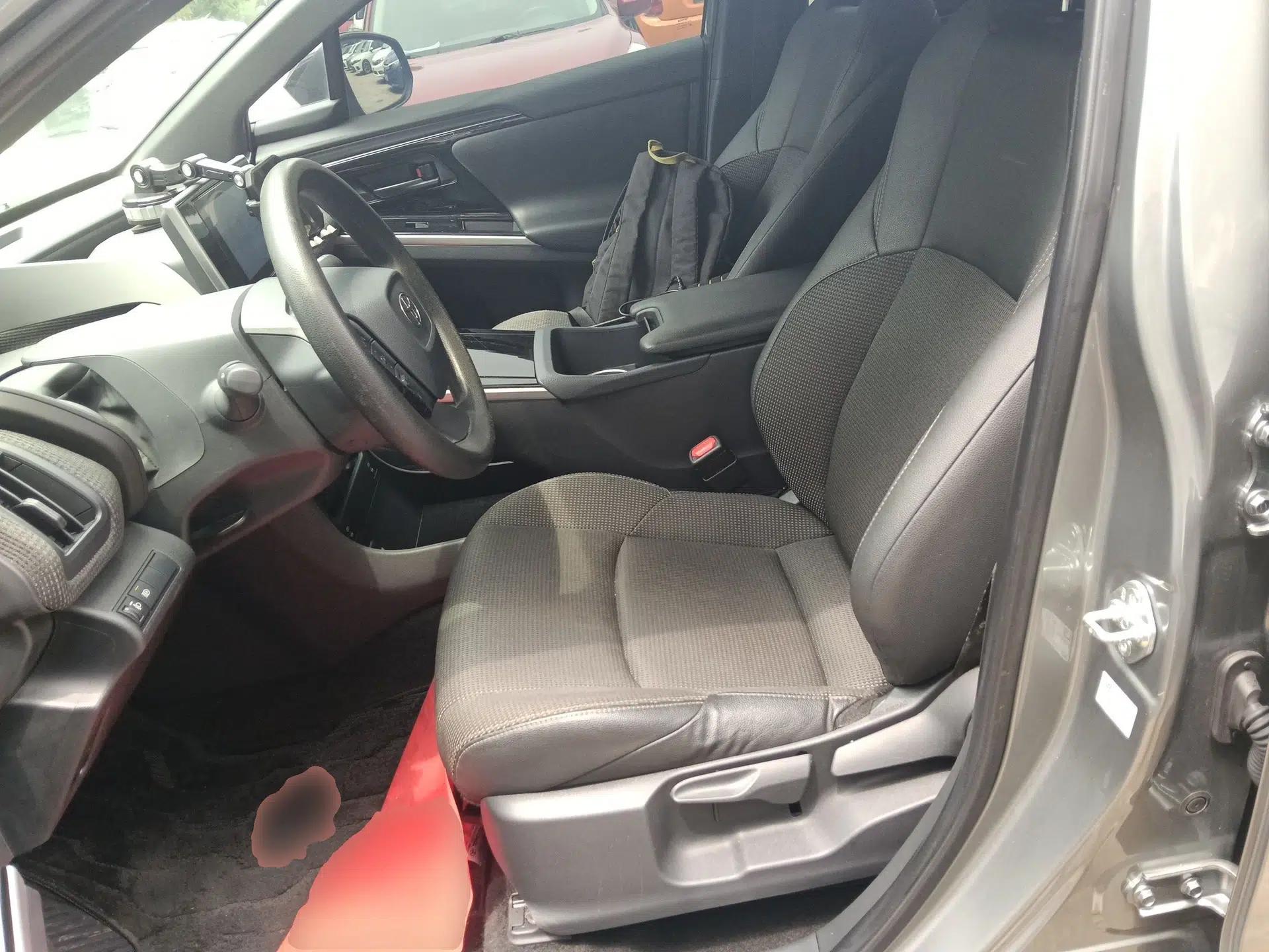 Toyota GAC bZ4X 2022 Long-Range Elite — миниатюра 18