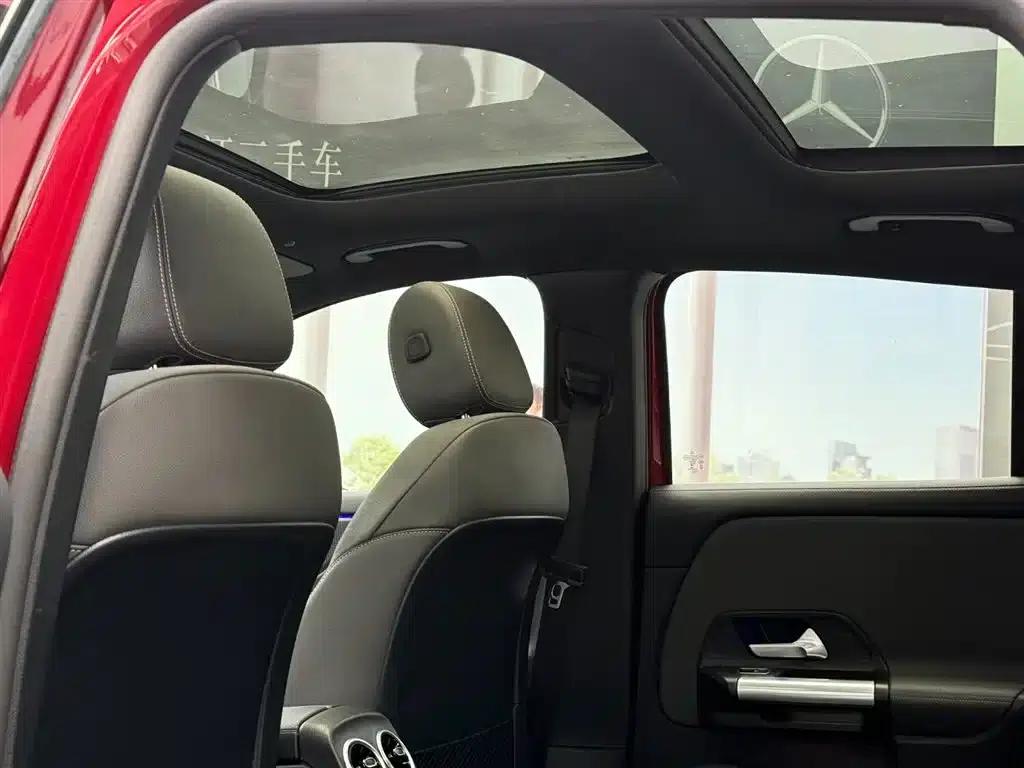 Mercedes-Benz EQA 2022 EQA 300 4MATIC First Edition — миниатюра 12