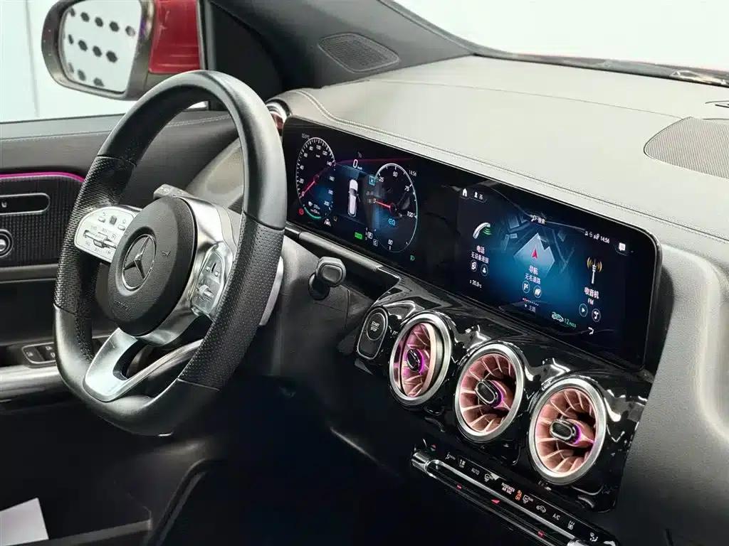 Mercedes-Benz EQA 2022 EQA 300 4MATIC First Edition — миниатюра 10