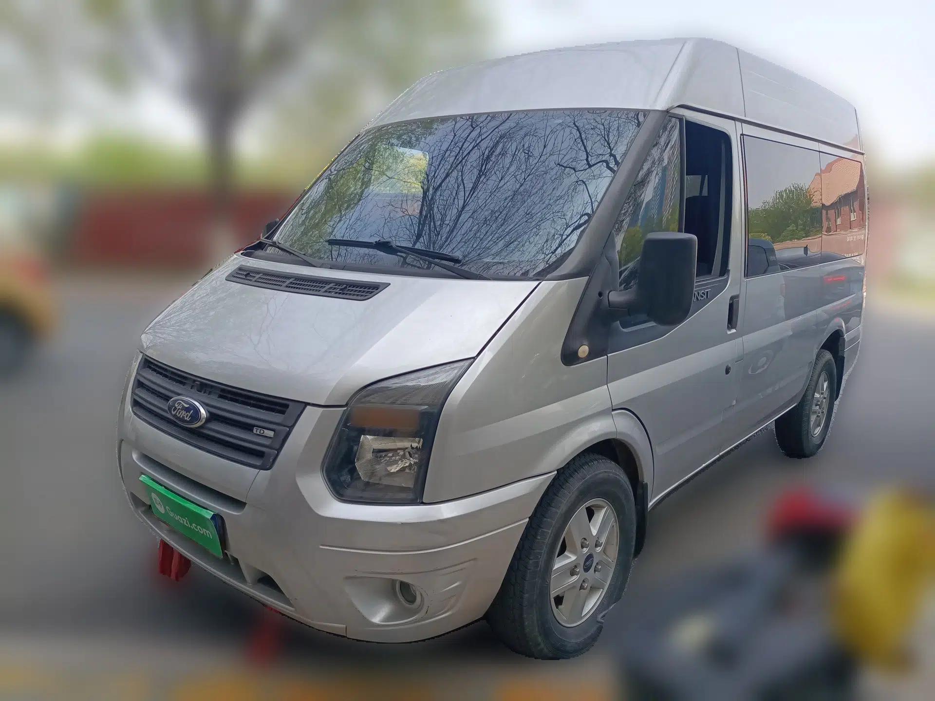 Ford Transit Custom 2015 2.4T Short-Wheelbase 6-Seater Mid-Roof Multi-Purpose Vehicle — миниатюра 1