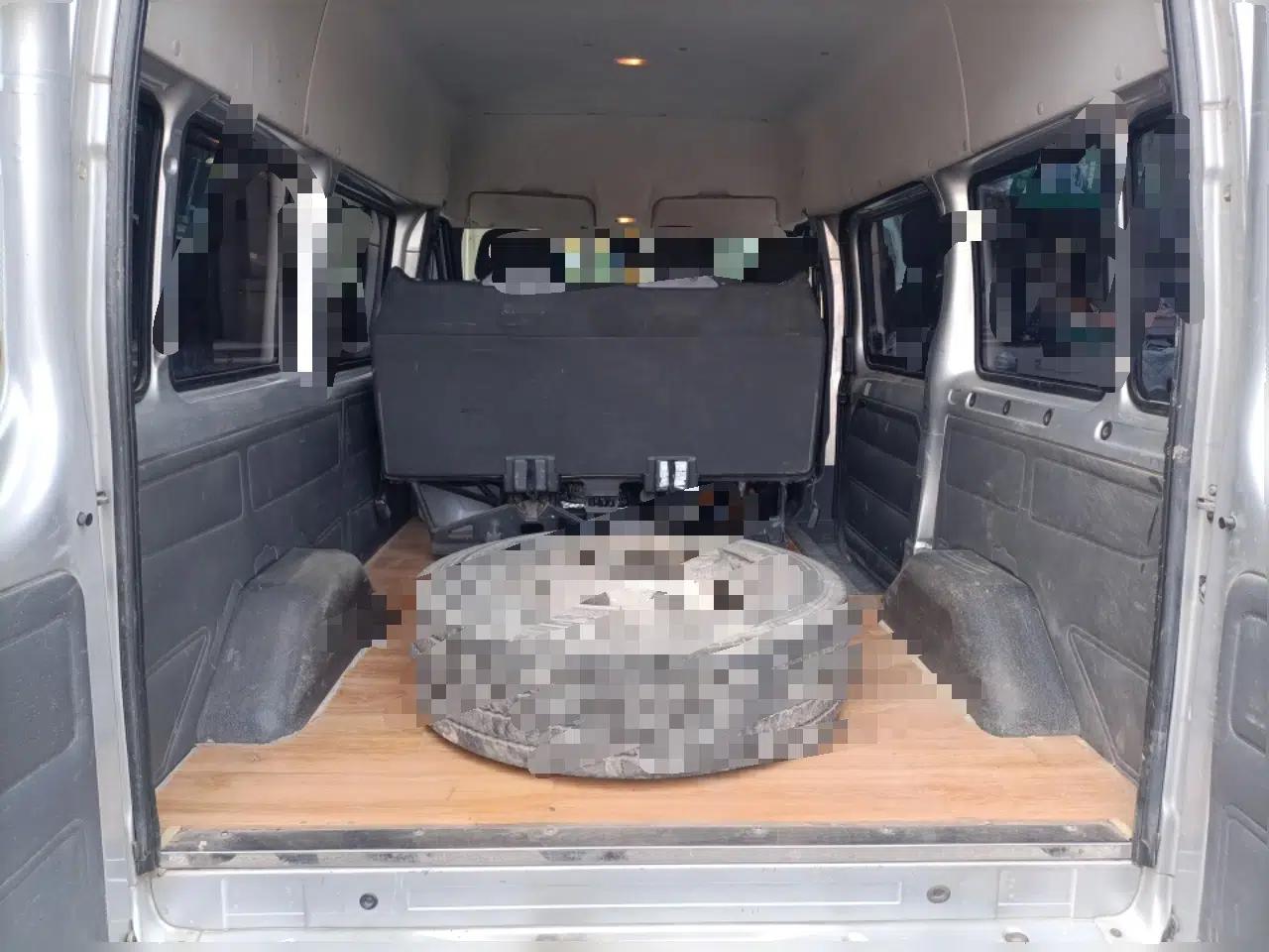 Ford Transit Custom 2015 2.4T Short-Wheelbase 6-Seater Mid-Roof Multi-Purpose Vehicle — миниатюра 20