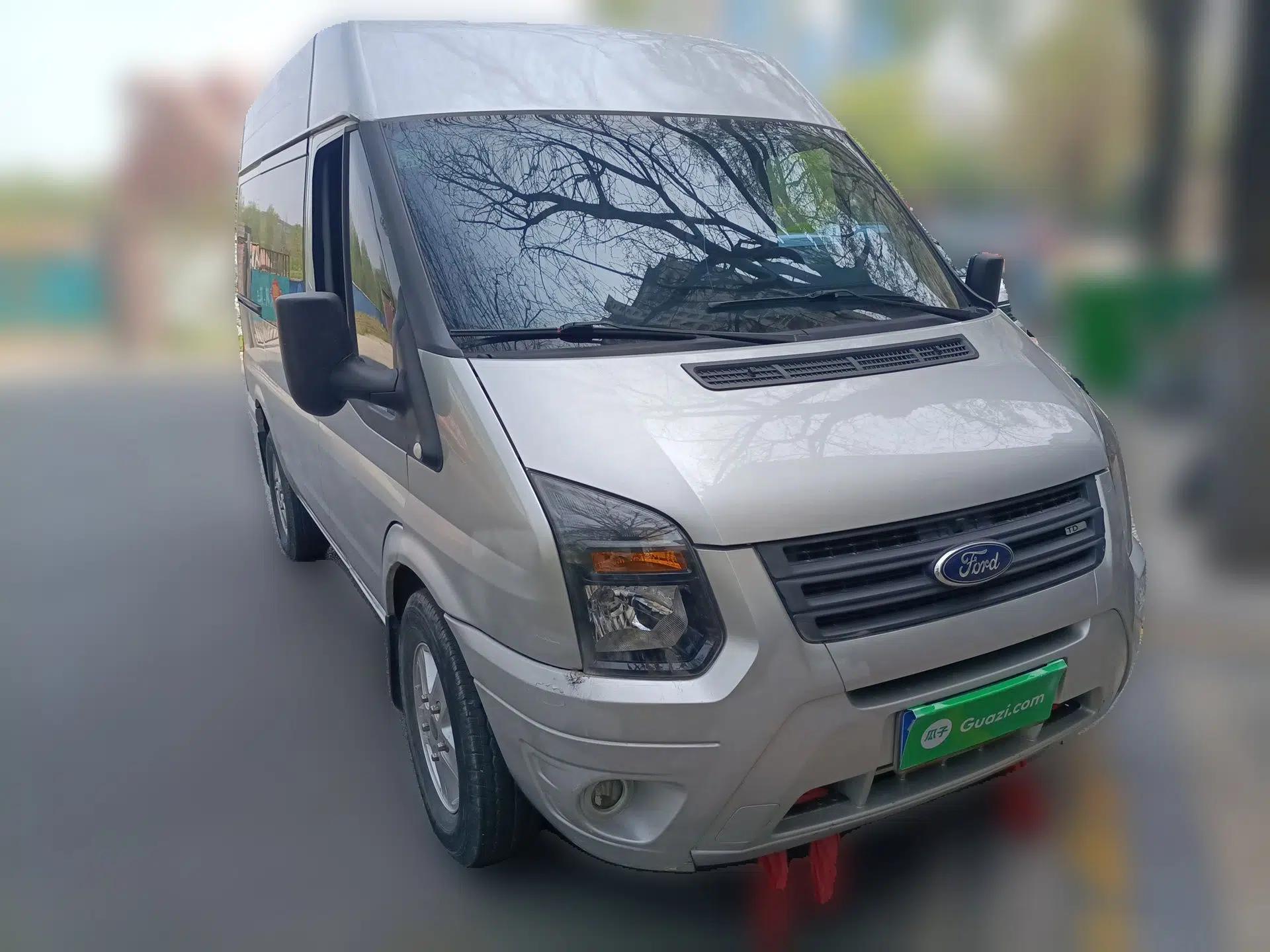 Ford Transit Custom 2015 2.4T Short-Wheelbase 6-Seater Mid-Roof Multi-Purpose Vehicle — миниатюра 3