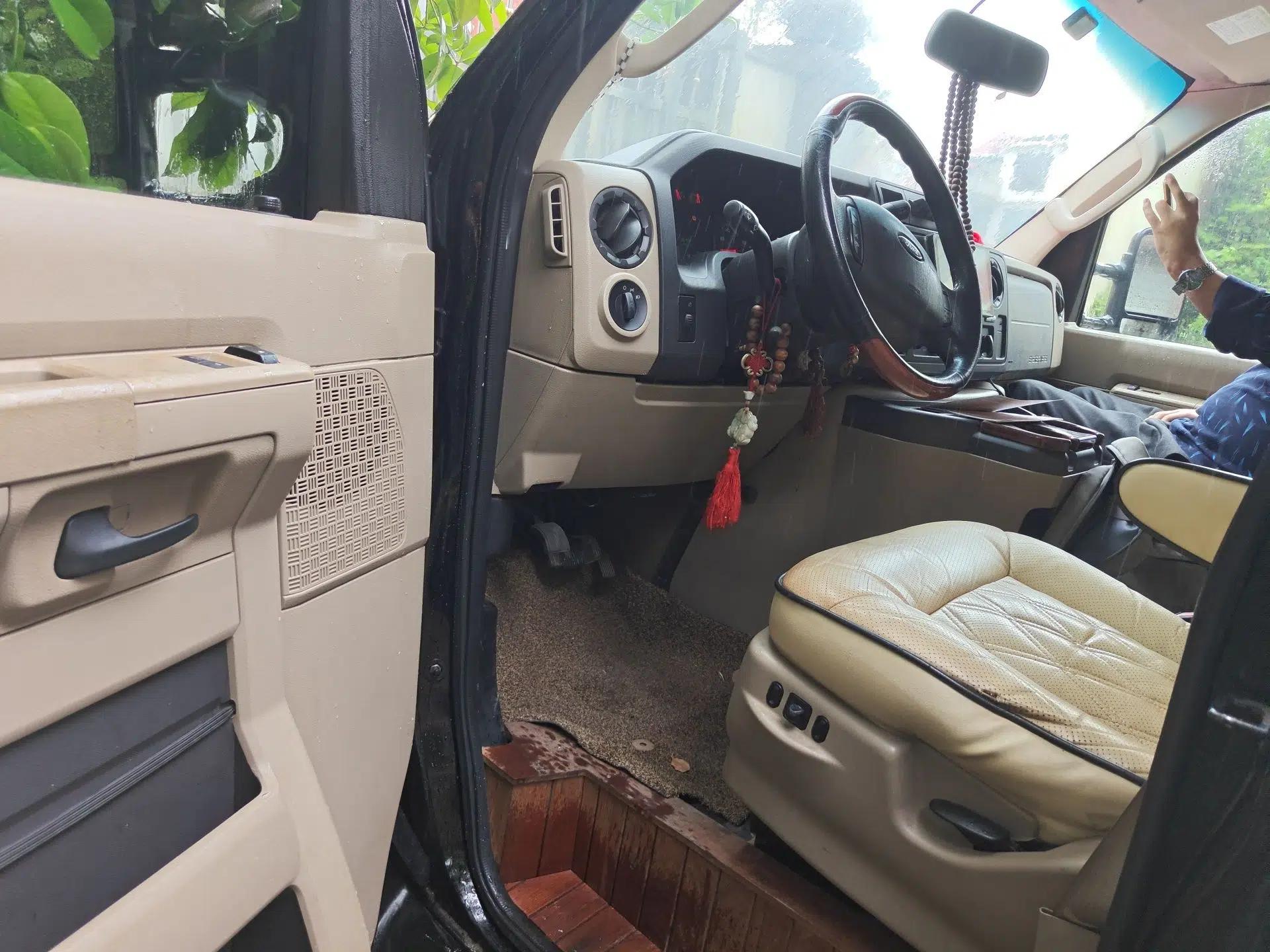 Ford E350  — миниатюра 16