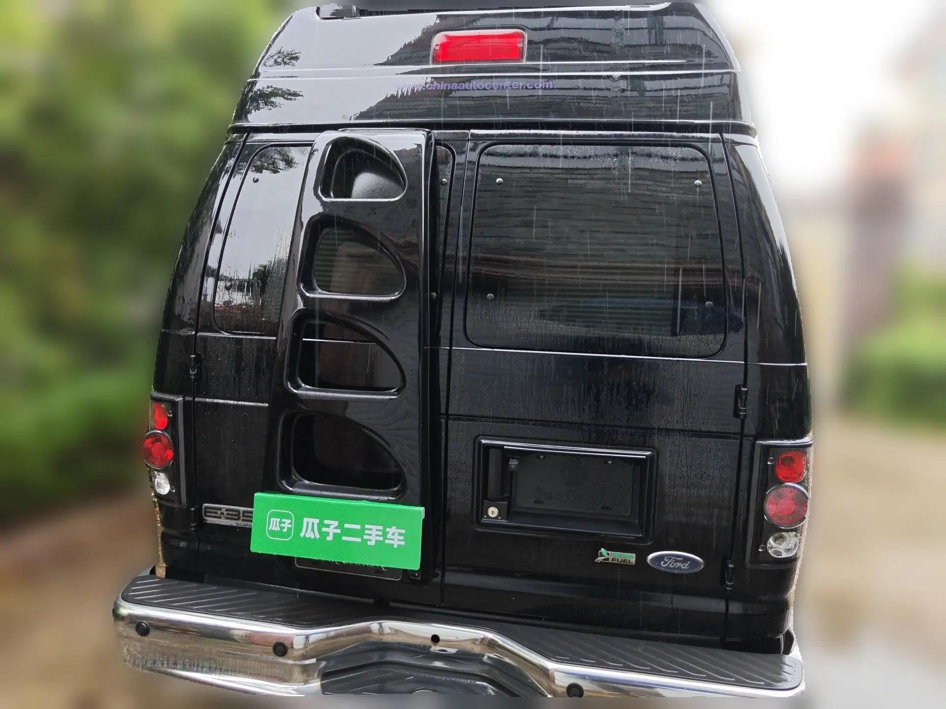 Ford E350  — миниатюра 5