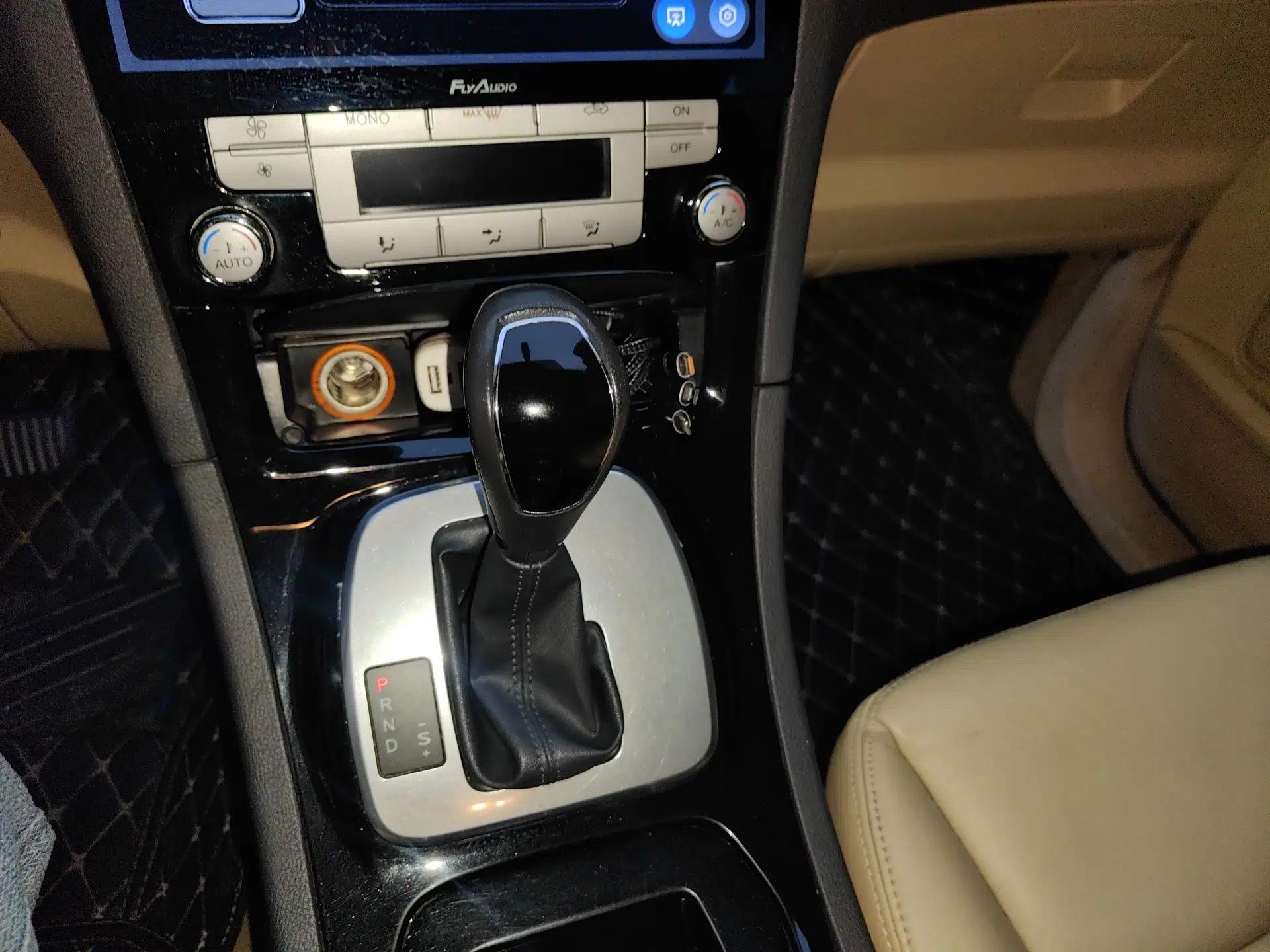 Ford S-MAX 2008 2.3L 7-Seater Luxury Version — миниатюра 15