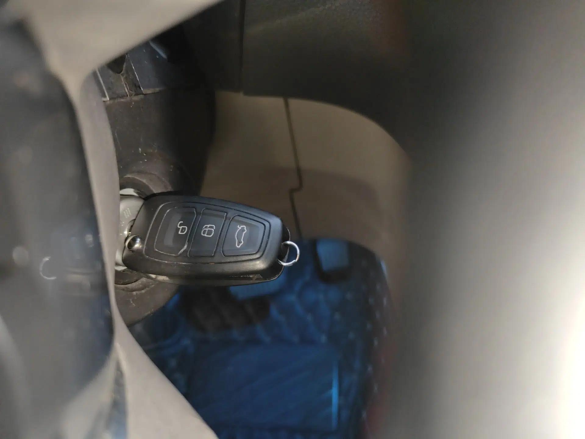 Ford S-MAX 2008 2.3L 7-Seater Luxury Version — миниатюра 9