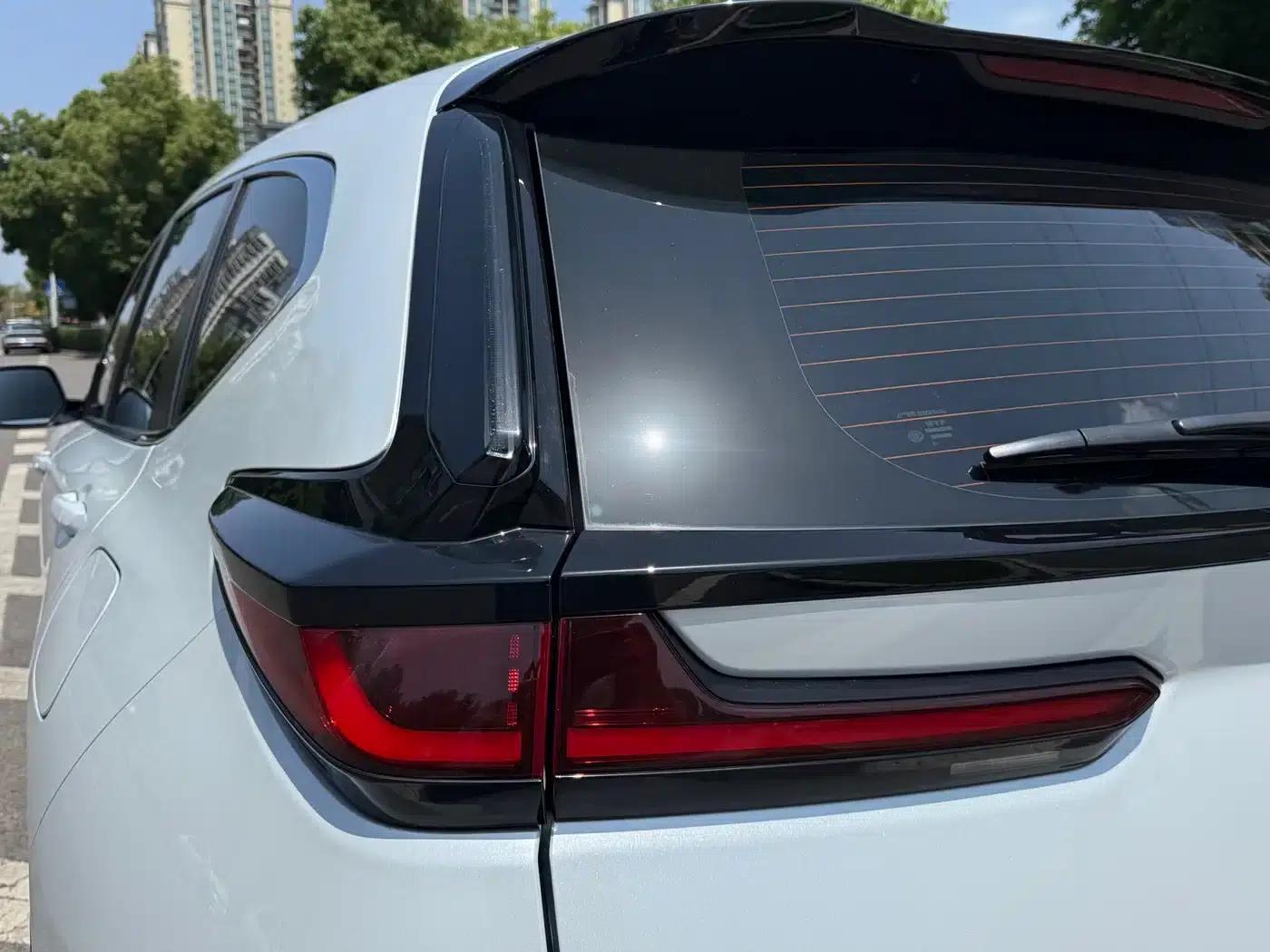 2022 Honda Breeze e:PHEV Luxury Edition — миниатюра 24