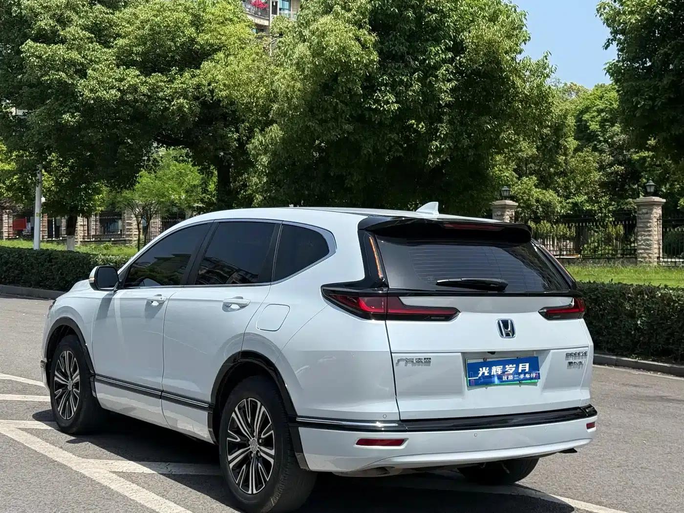 2022 Honda Breeze e:PHEV Luxury Edition — миниатюра 26