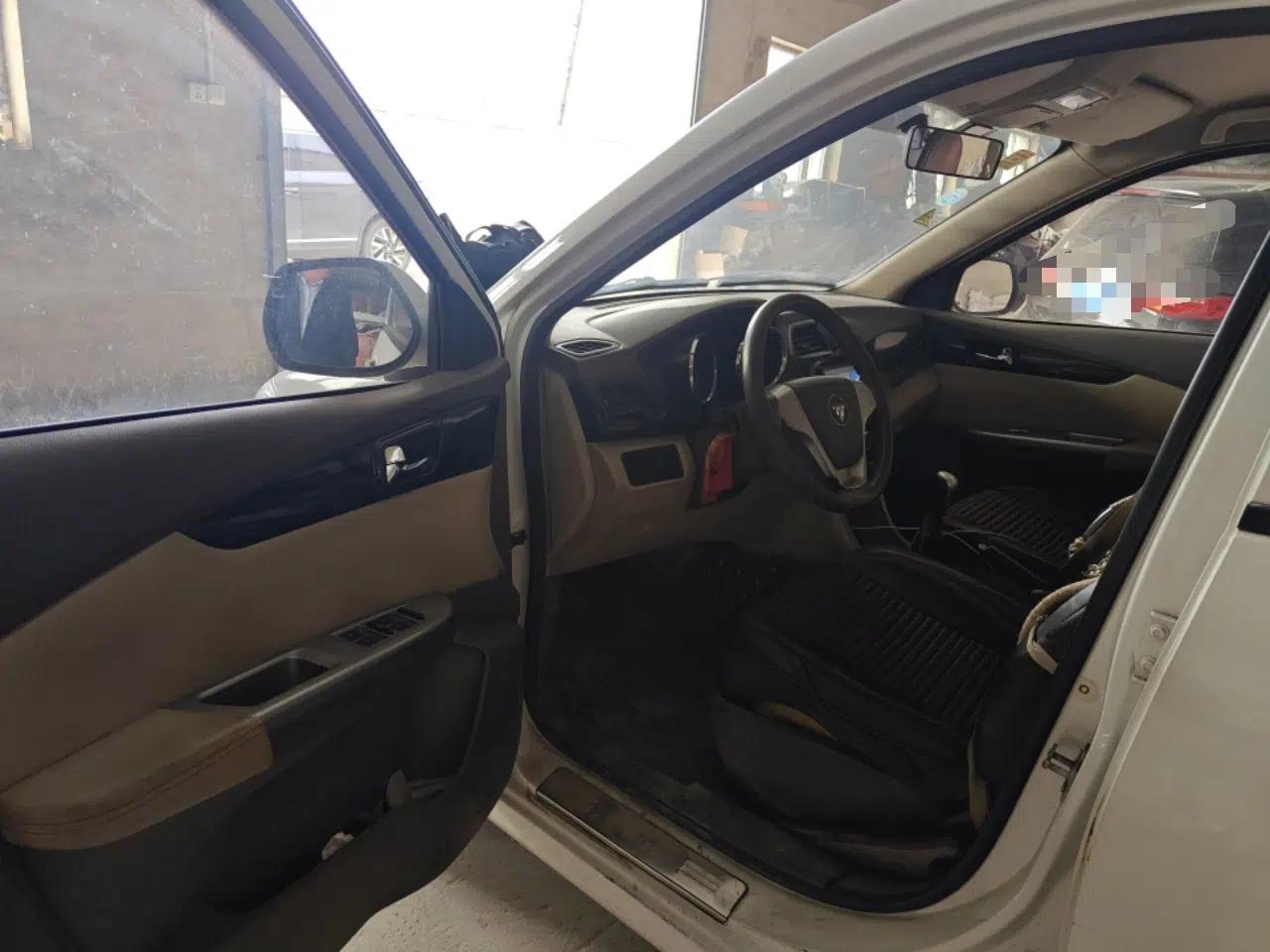 Foton Gatu ix5 2016 1.5L Smart Enjoyment Version — миниатюра 17